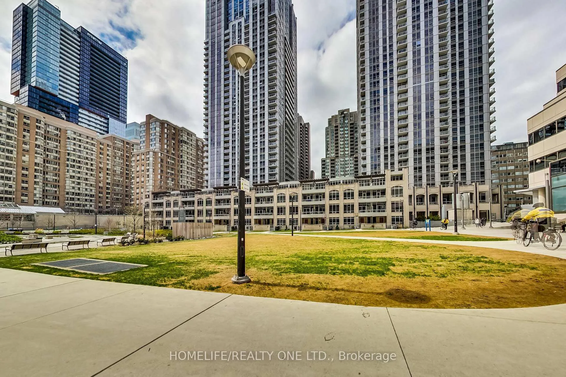Photo 35 of Unit 2709, 761 Bay Street, Toronto, Bay Street Corridor — HOMEH