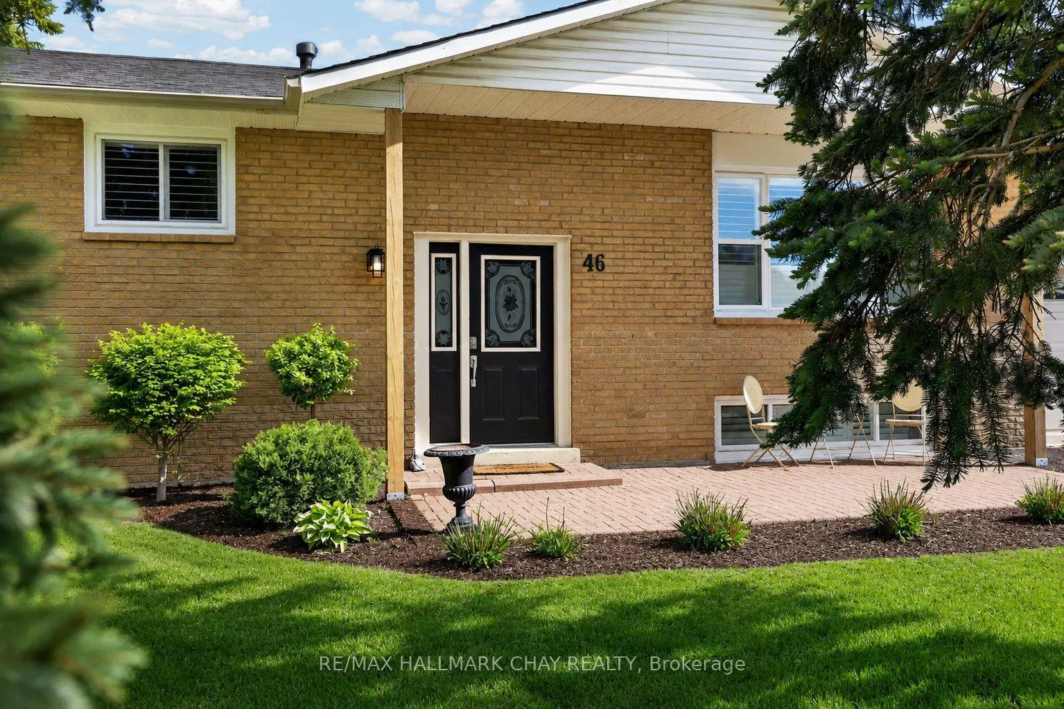 Photo 2 of Unit Lower Unit, 46 Essa Road, New Tecumseth, Alliston — HOMEH