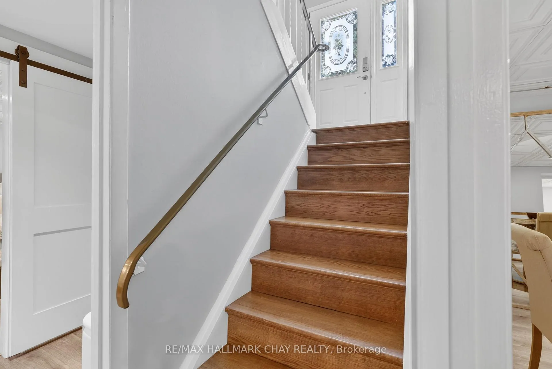 Photo 4 of Unit Lower Unit, 46 Essa Road, New Tecumseth, Alliston — HOMEH