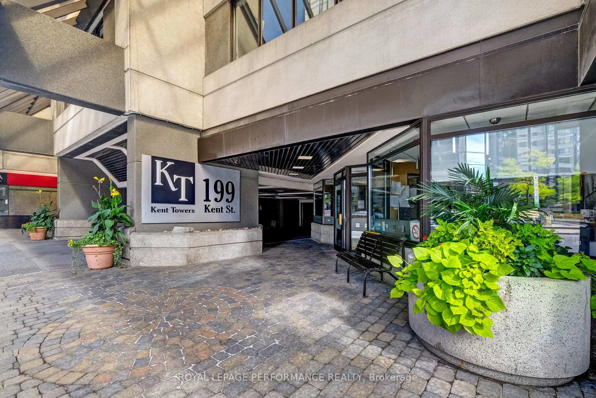 Photo 2 of Unit 205, 199 Kent Street, Ottawa, Ottawa Centre — HOMEH