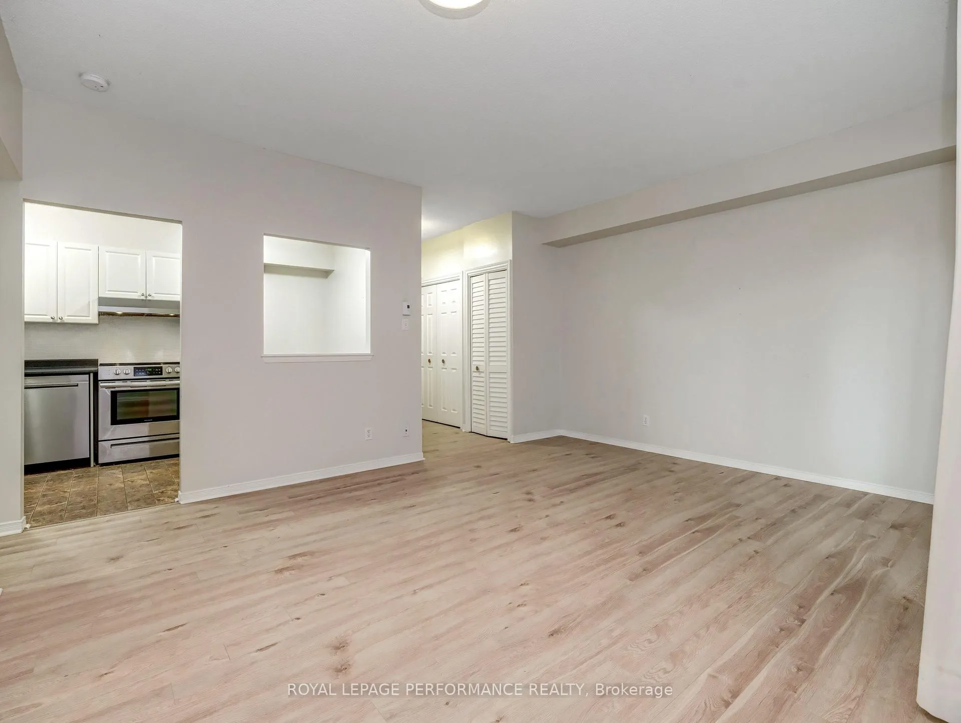 Photo 6 of Unit 205, 199 Kent Street, Ottawa, Ottawa Centre — HOMEH