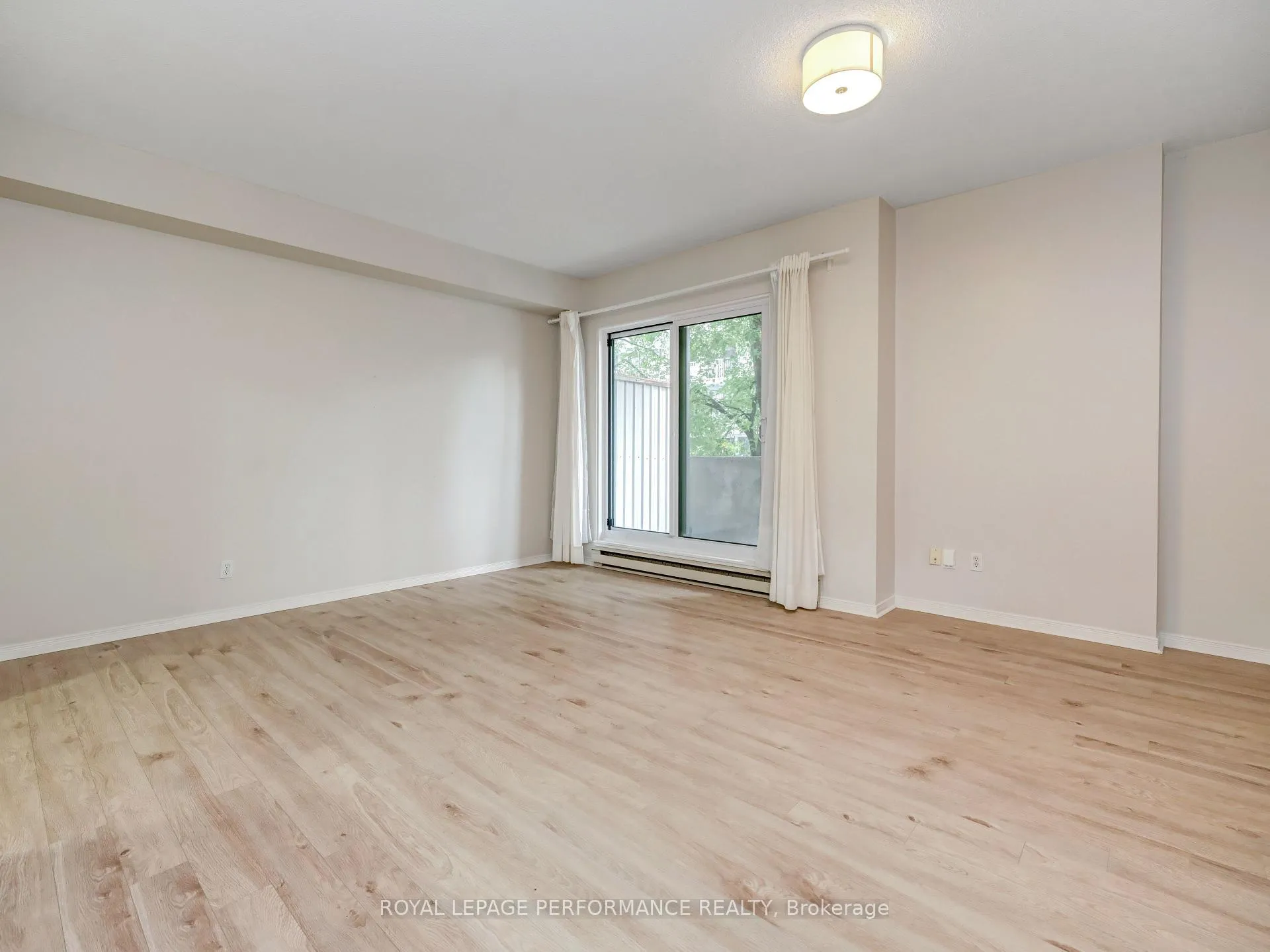 Photo 11 of Unit 205, 199 Kent Street, Ottawa, Ottawa Centre — HOMEH