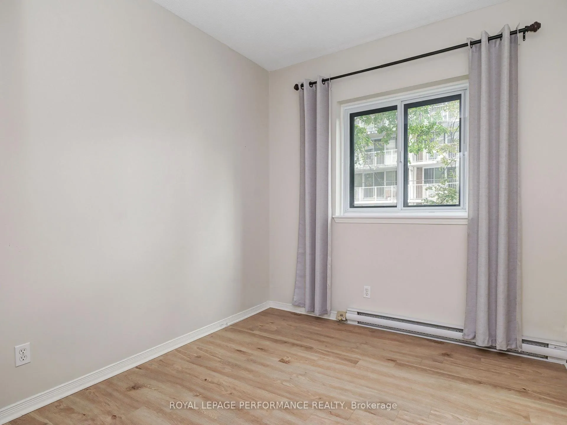 Photo 14 of Unit 205, 199 Kent Street, Ottawa, Ottawa Centre — HOMEH