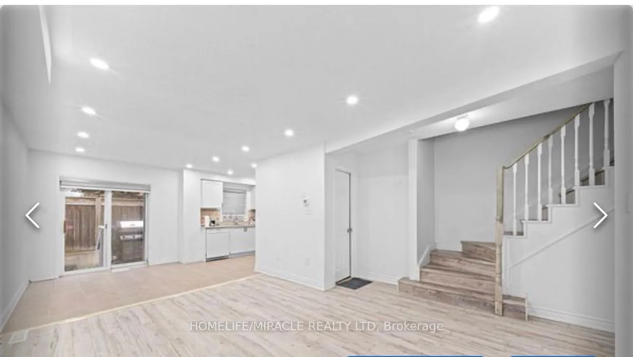 Photo of Unit 42, 435 Middlefield Road