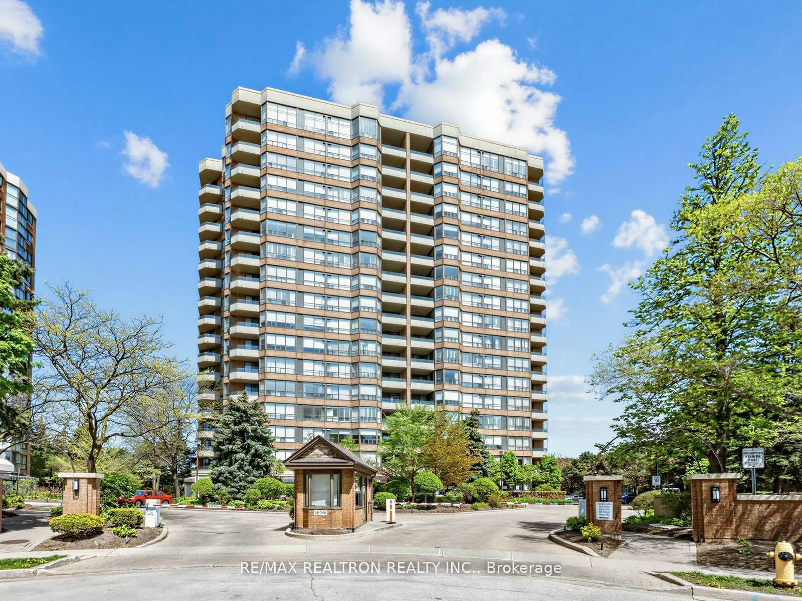 Photo 1 of Unit 509, 268 Ridley Boulevard, Toronto, Bedford Park-Nortown — HOMEH