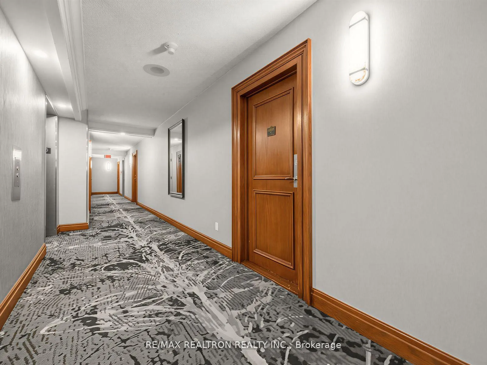 Photo 4 of Unit 509, 268 Ridley Boulevard, Toronto, Bedford Park-Nortown — HOMEH