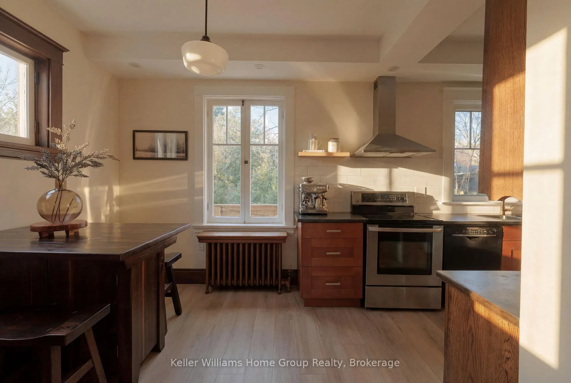 Photo 11 of 101 Park Street, Waterloo — HOMEH