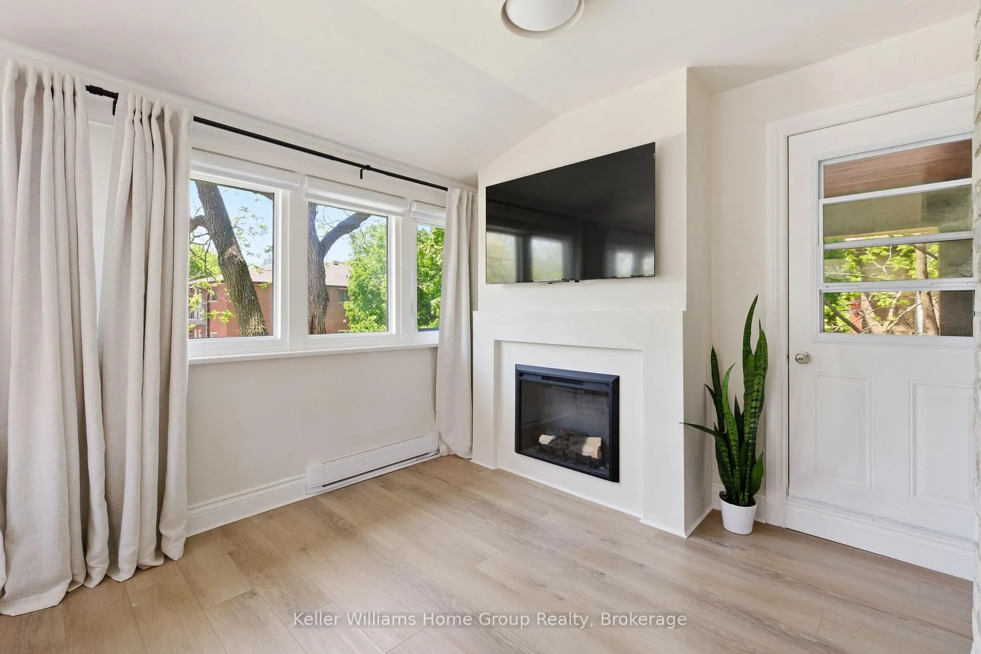 Photo 27 of 101 Park Street, Waterloo — HOMEH