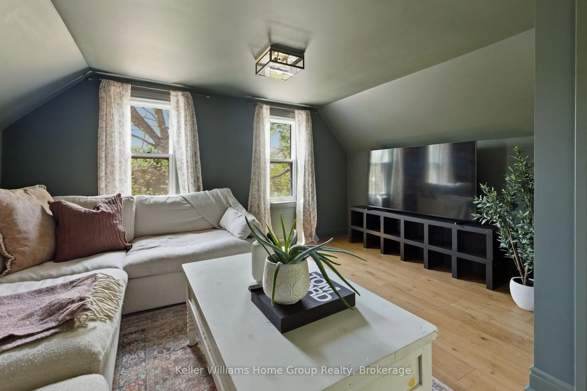 Photo 40 of 101 Park Street, Waterloo — HOMEH