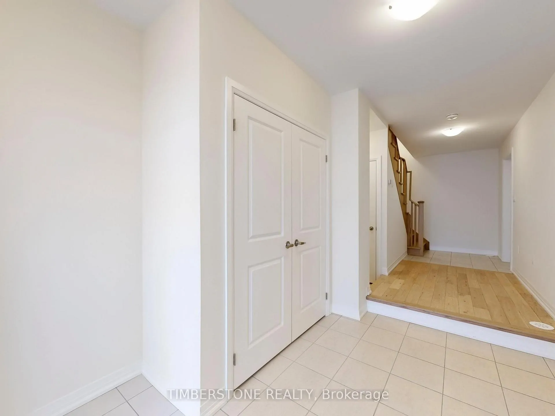 Photo 3 of 22 Monreau Drive, Brampton, Northwest Brampton — HOMEH