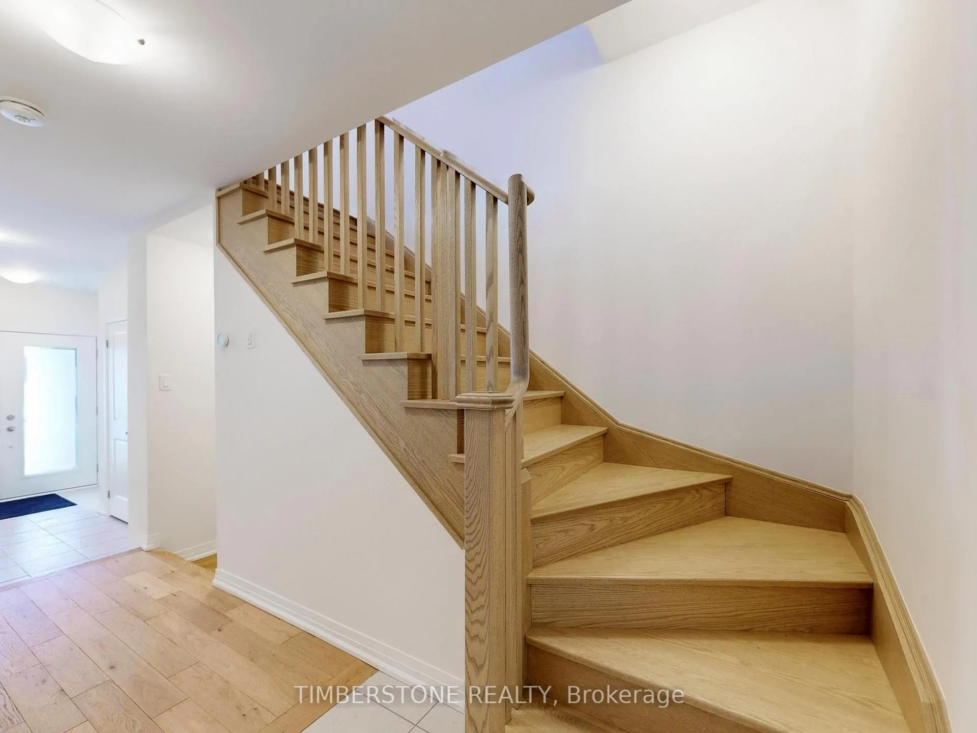 Photo 5 of 22 Monreau Drive, Brampton, Northwest Brampton — HOMEH