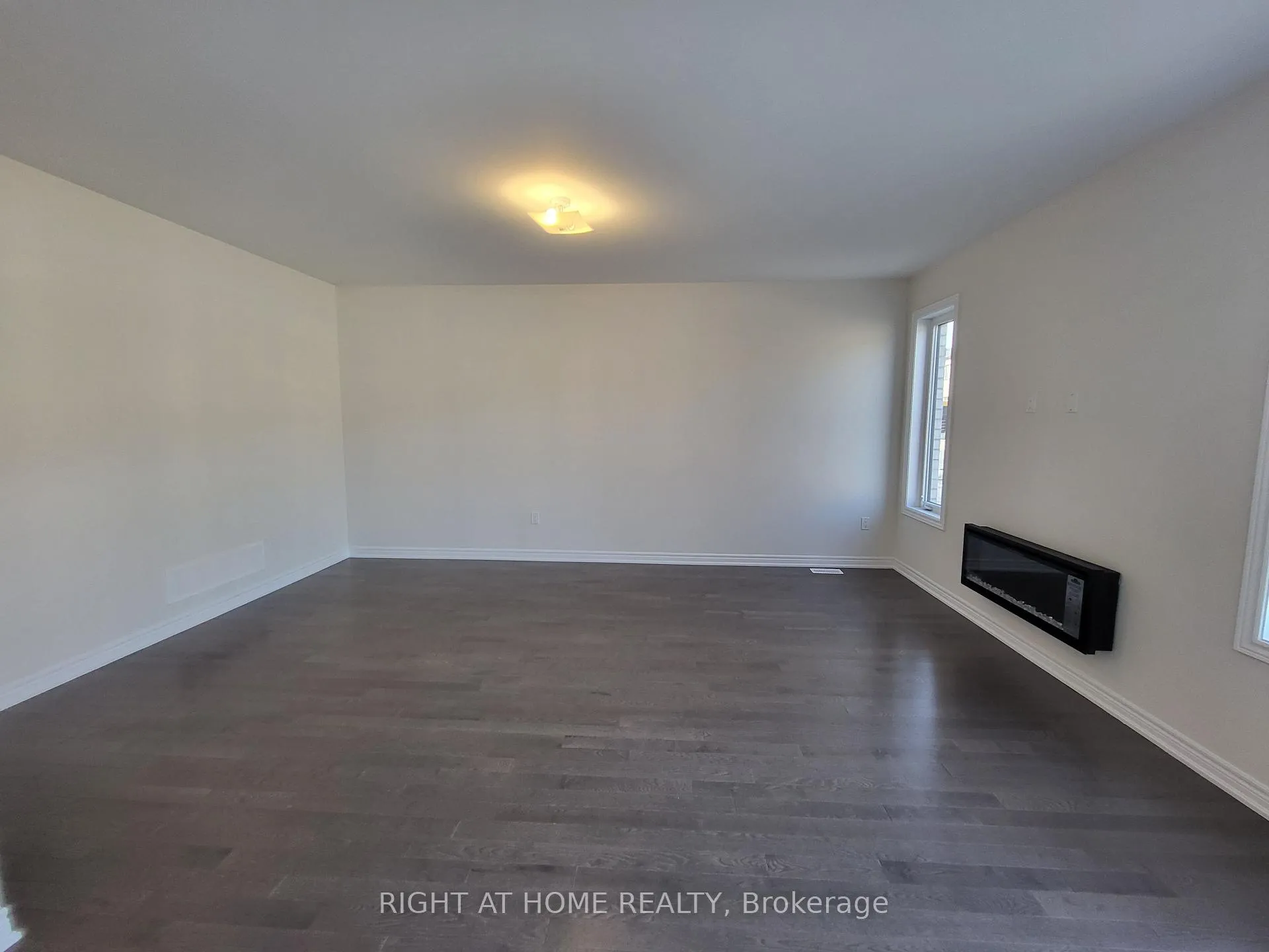 Photo 7 of 2117 Coppermine ( UPPER) Street, Oshawa, Kedron — HOMEH