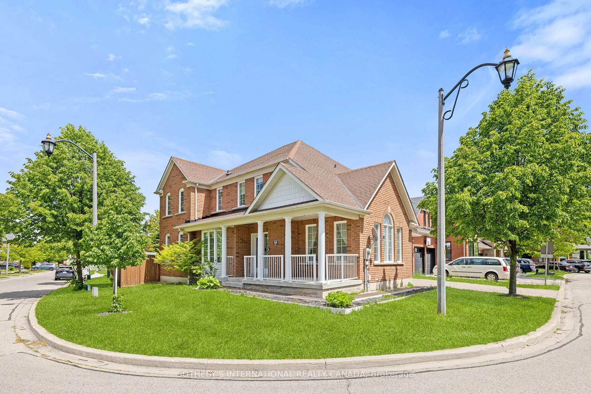 Photo 3 of 45 Montebello Crescent, Ajax, Northwest Ajax — HOMEH