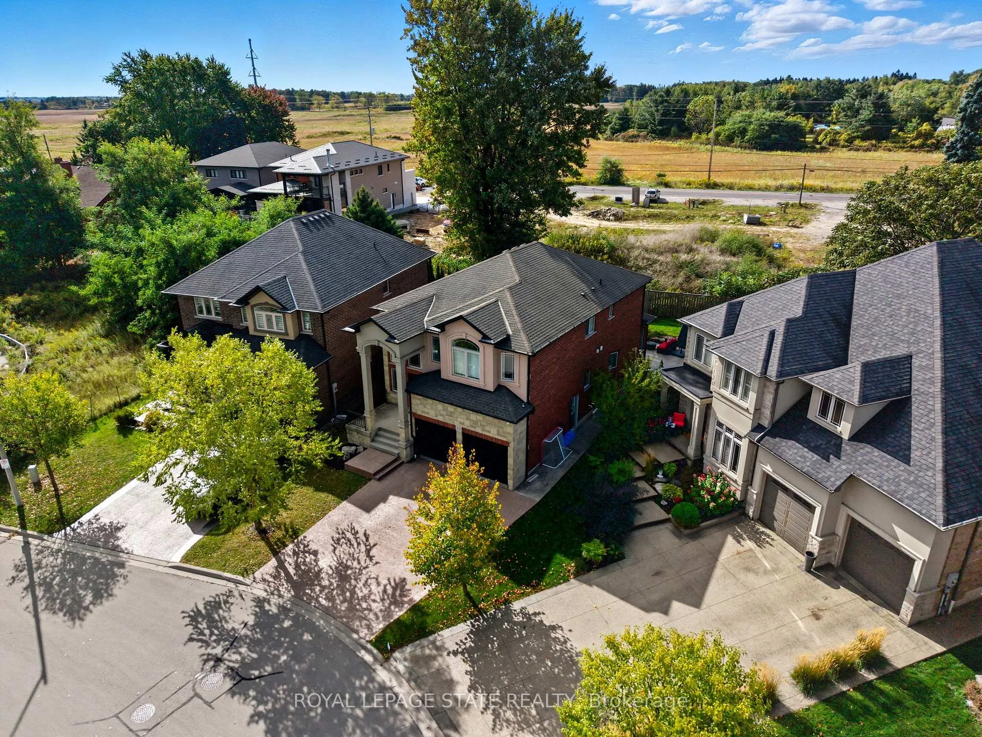 Photo 3 of 23 kellogg Avenue, Hamilton, Rural Glanbrook — HOMEH