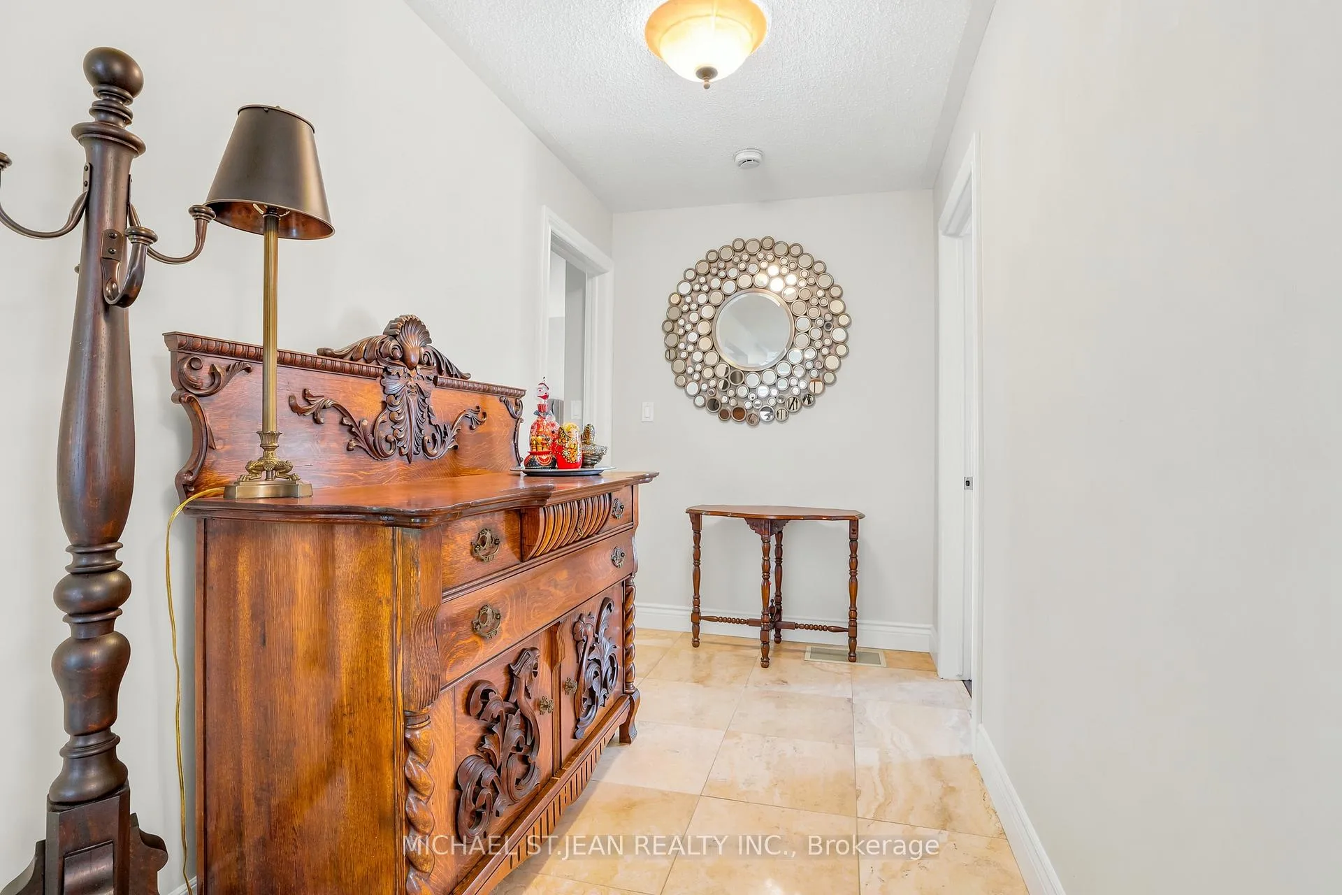 Photo 7 of 268 Memorial Drive, Brantford — HOMEH