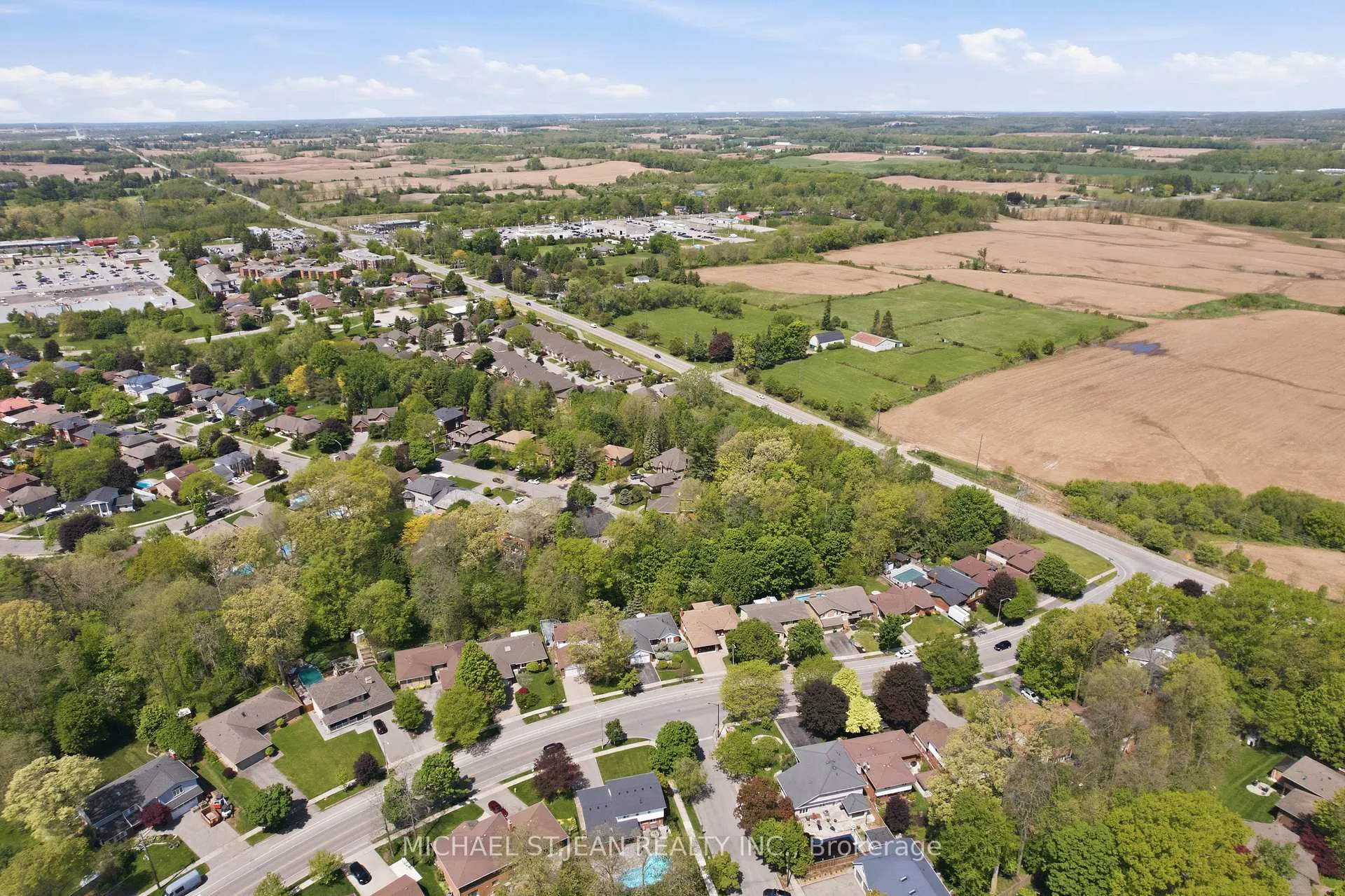 Photo 48 of 268 Memorial Drive, Brantford — HOMEH