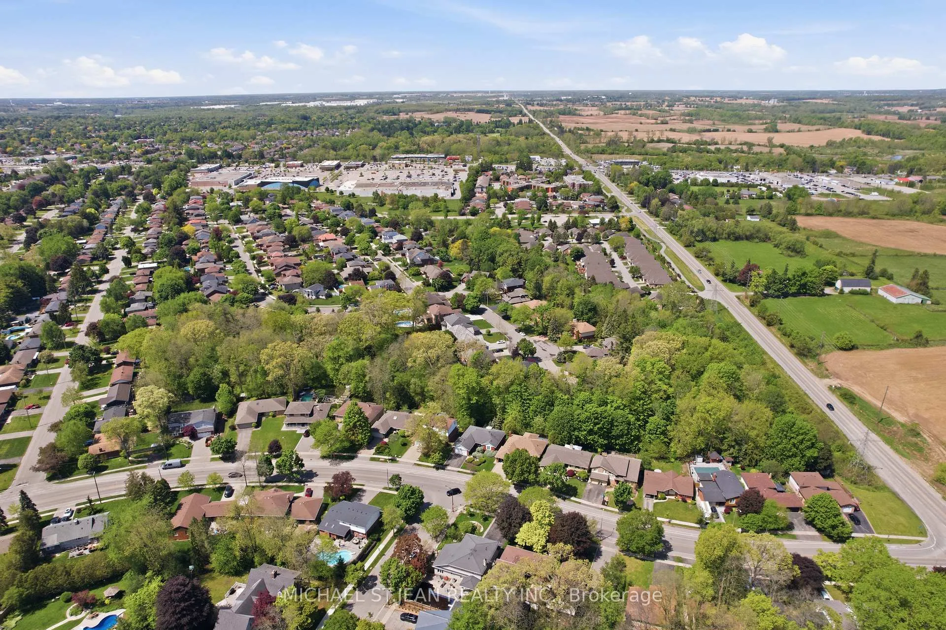 Photo 49 of 268 Memorial Drive, Brantford — HOMEH