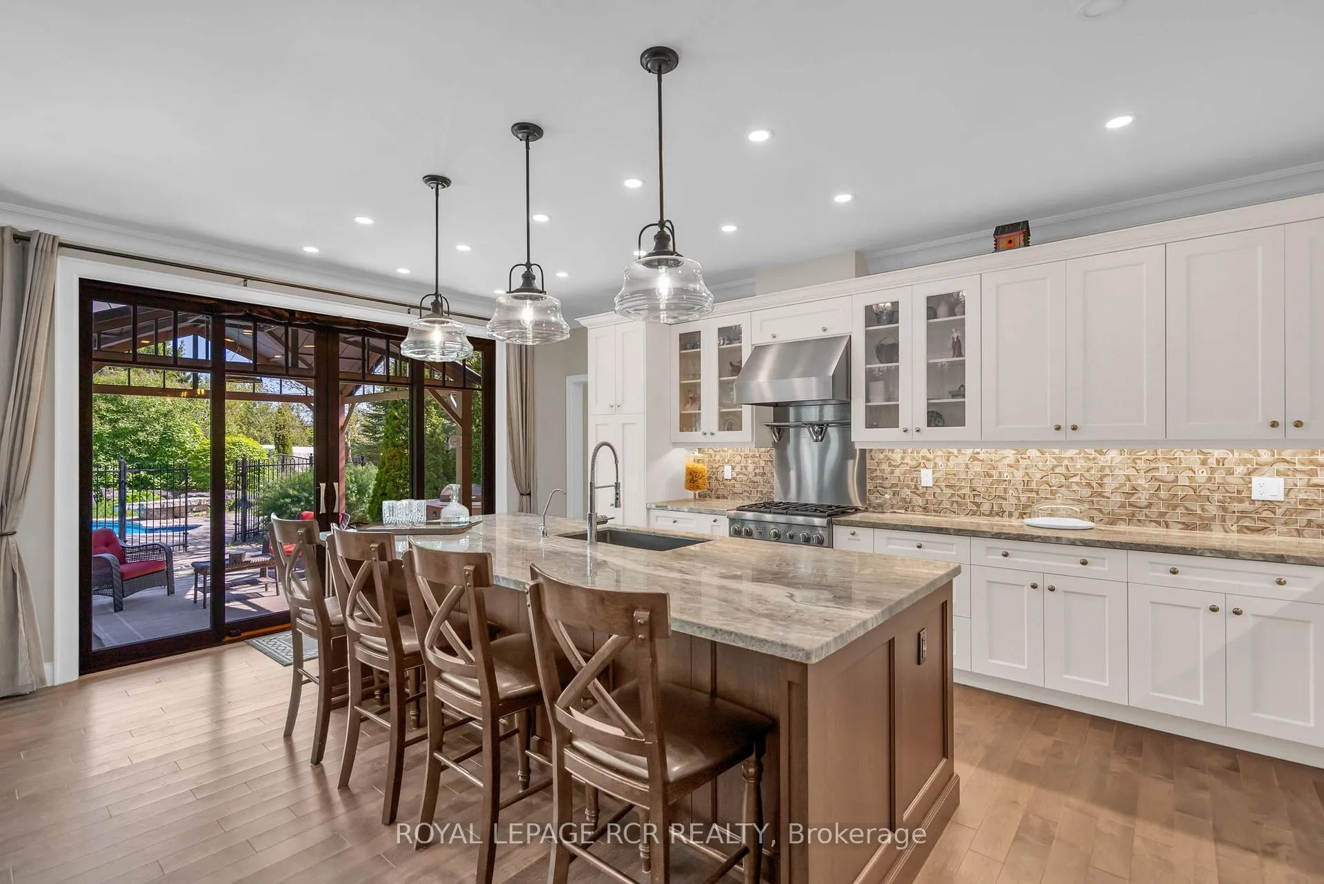 Photo 8 of 5 Massari Street, Caledon, Caledon Village — HOMEH
