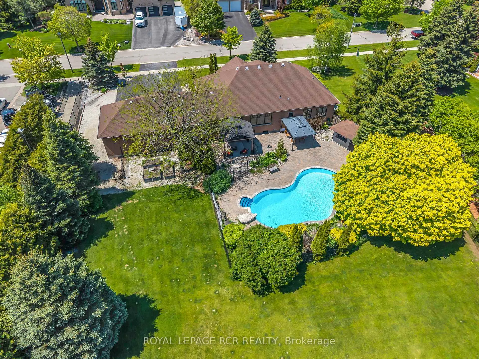 Photo 28 of 5 Massari Street, Caledon, Caledon Village — HOMEH
