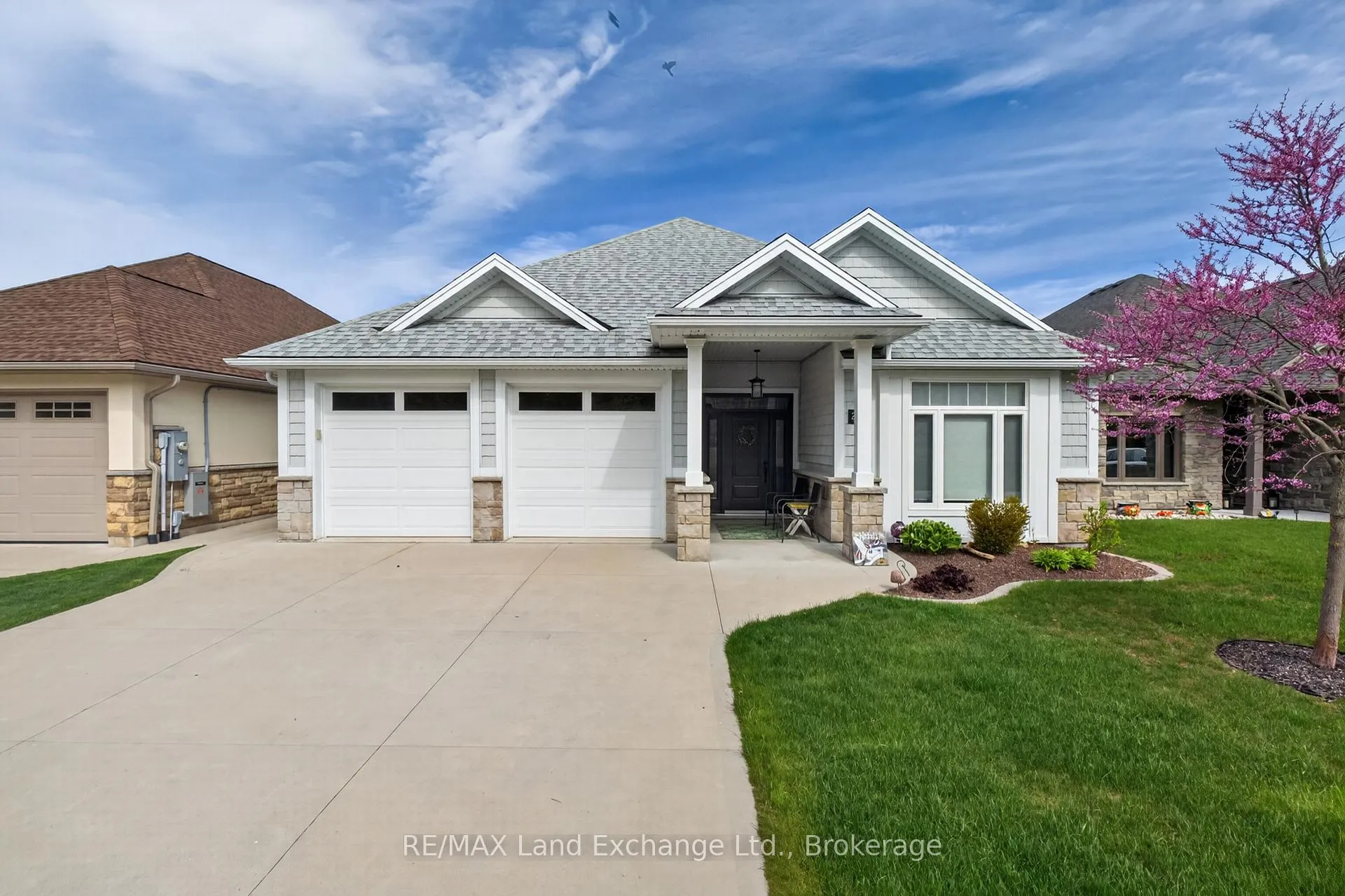 Front of Unit 15, 221 Carloway Trail