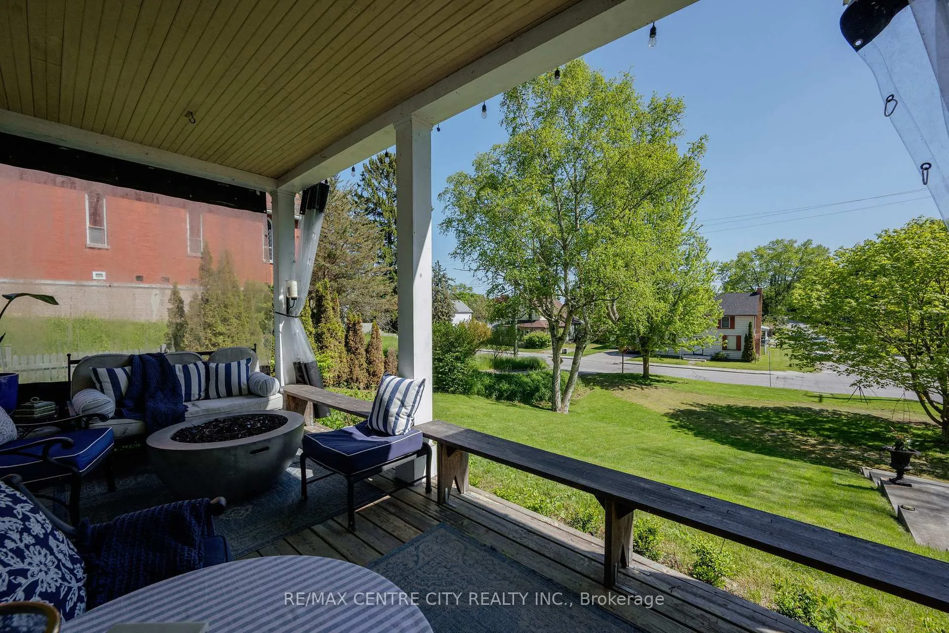 Photo 3 of 337 George Street, Central Elgin, Rural Central Elgin — HOMEH