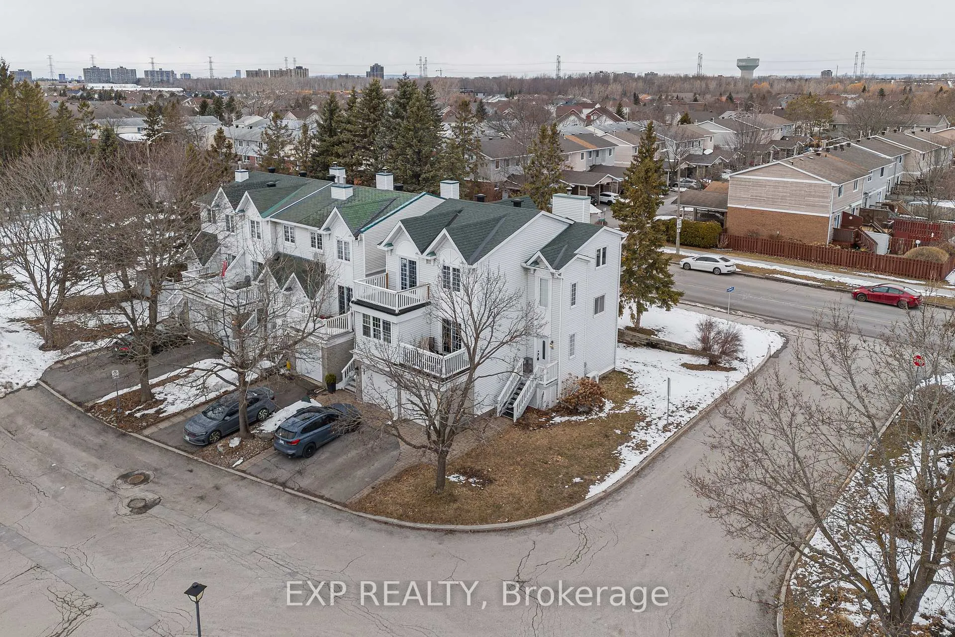 Photo 28 of 10 Castlegreen Private, Ottawa, Hunt Club Park/Greenboro — HOMEH