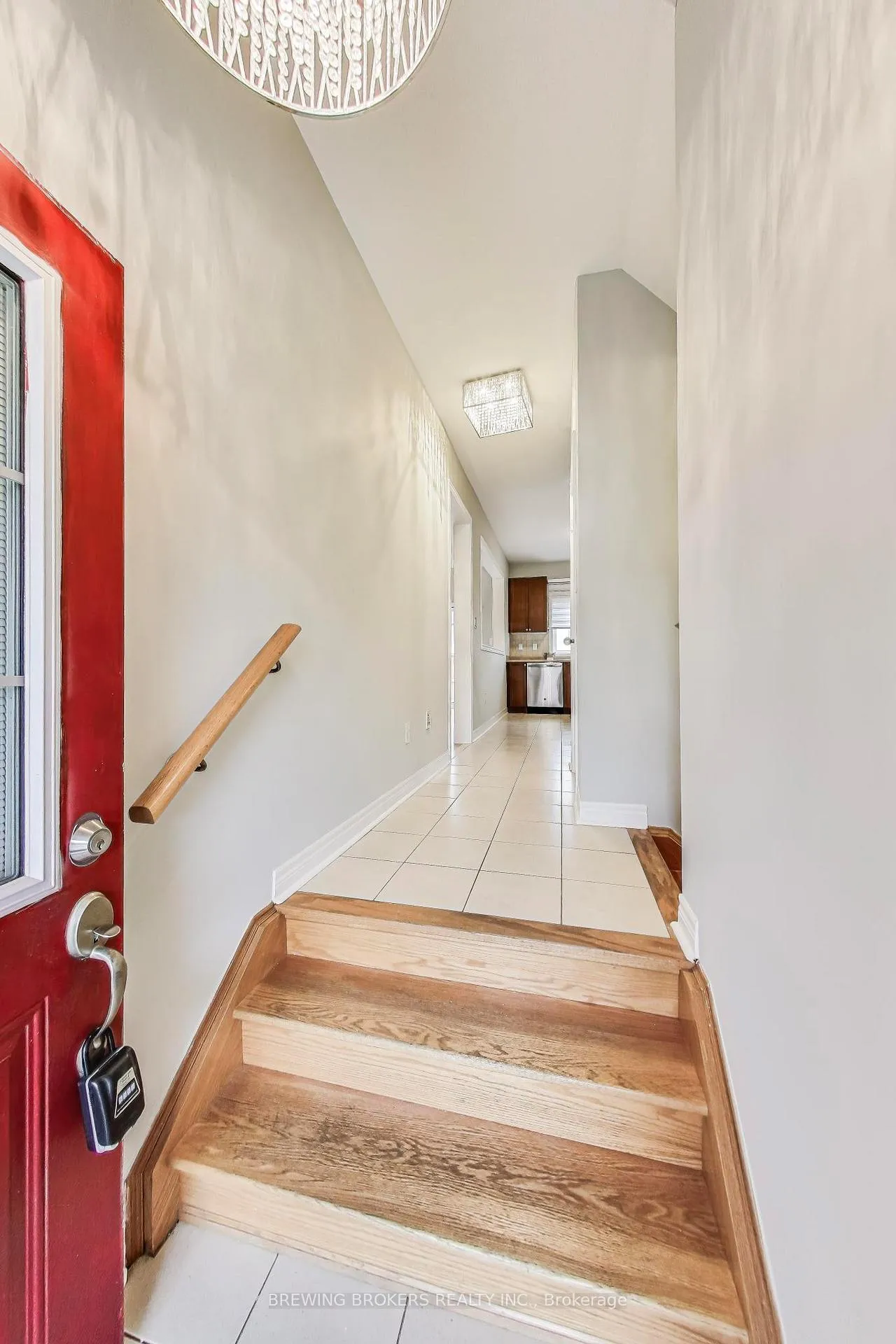 Photo 6 of 33 Pearcey Crescent, Barrie, West Bayfield — HOMEH