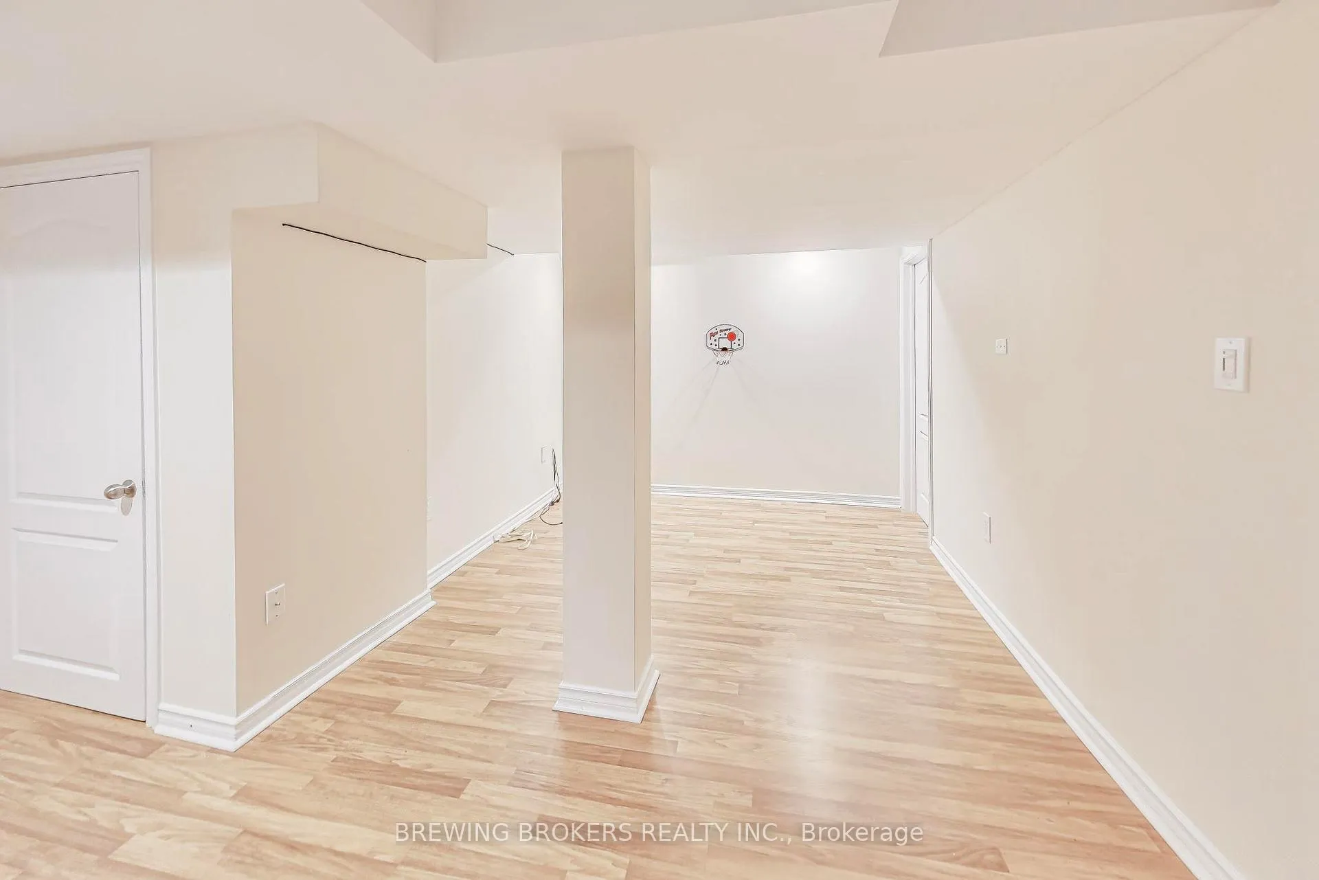 Photo 29 of 33 Pearcey Crescent, Barrie, West Bayfield — HOMEH