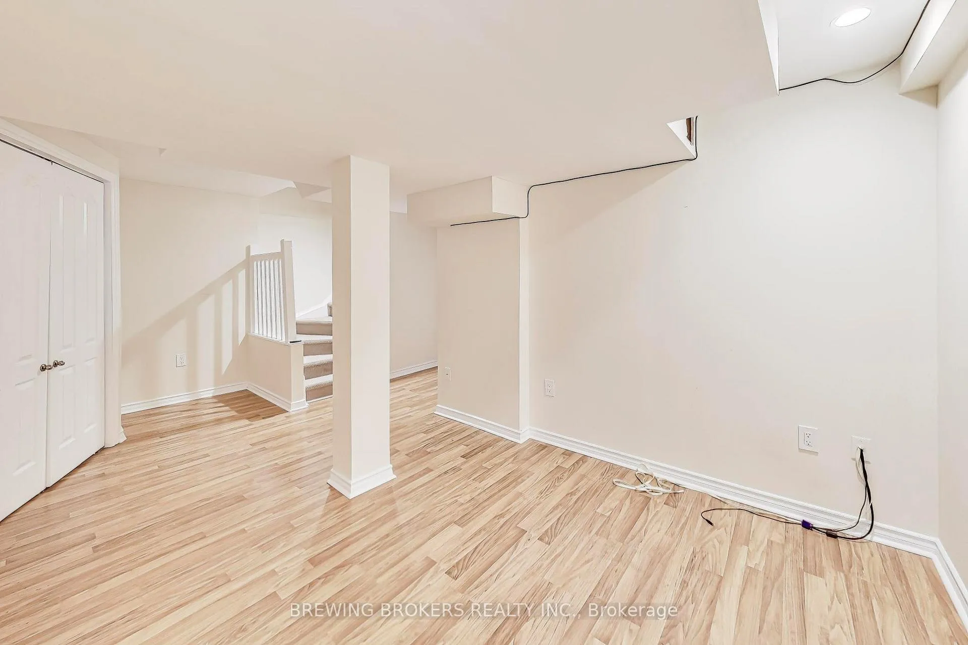 Photo 30 of 33 Pearcey Crescent, Barrie, West Bayfield — HOMEH