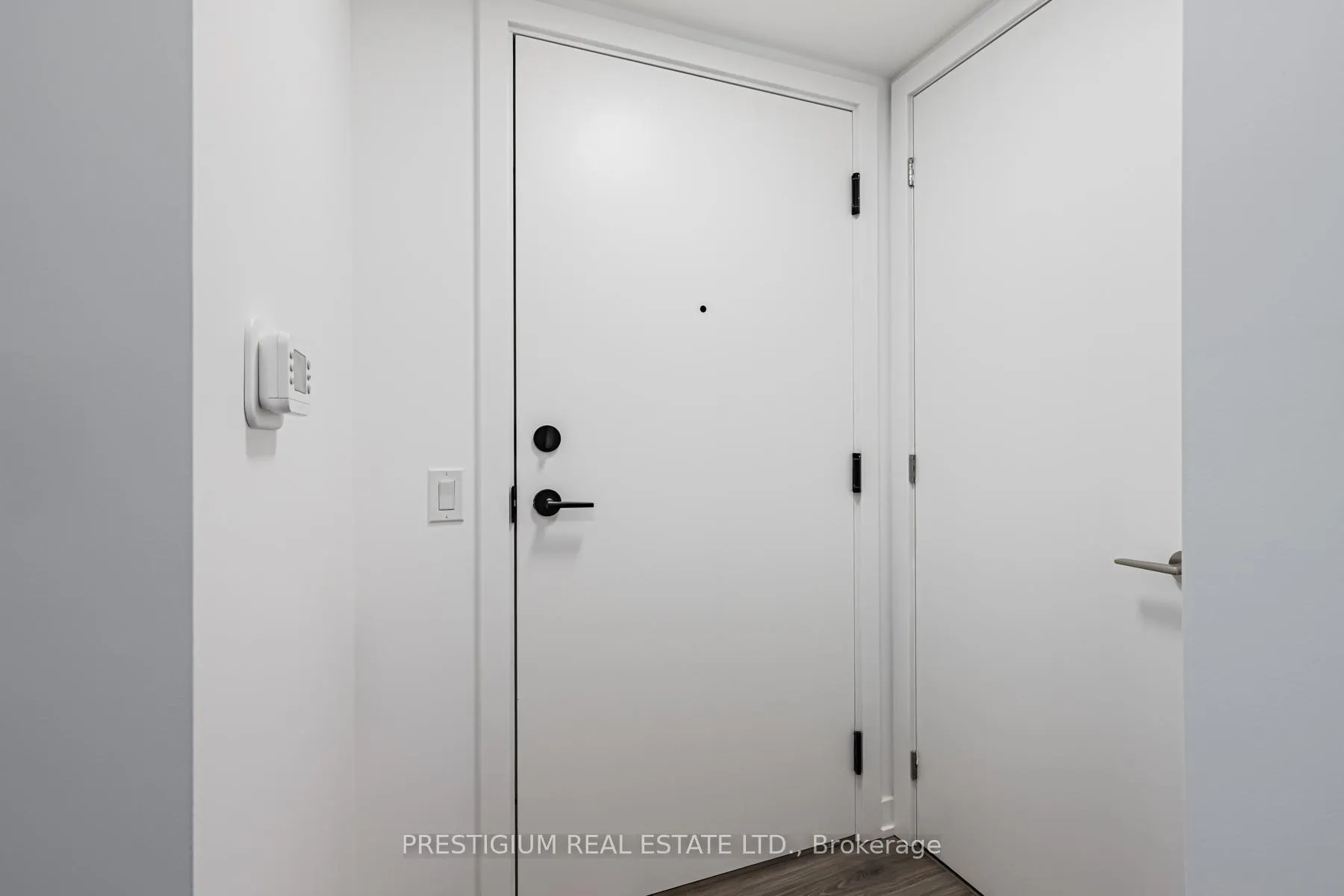Photo 5 of Unit 1801, 100 queen Street E, Toronto, Church-Yonge Corridor — HOMEH