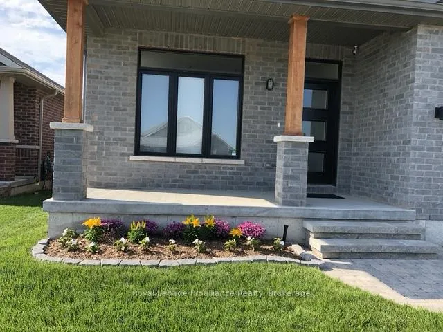 Photo 2 of 22 Kempton Avenue, Belleville, Thurlow Ward — HOMEH