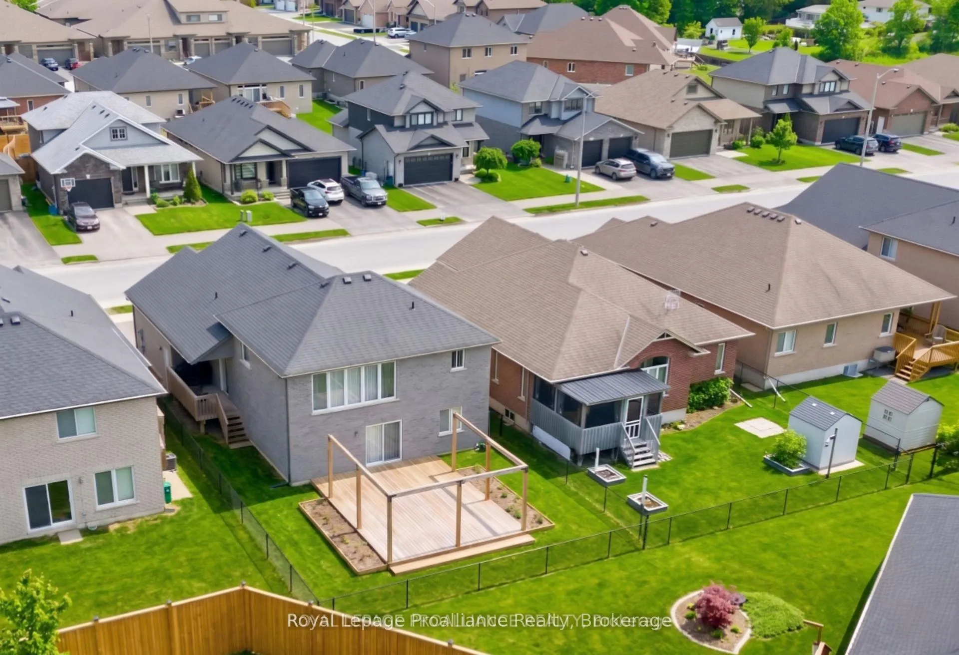 Photo 44 of 22 Kempton Avenue, Belleville, Thurlow Ward — HOMEH