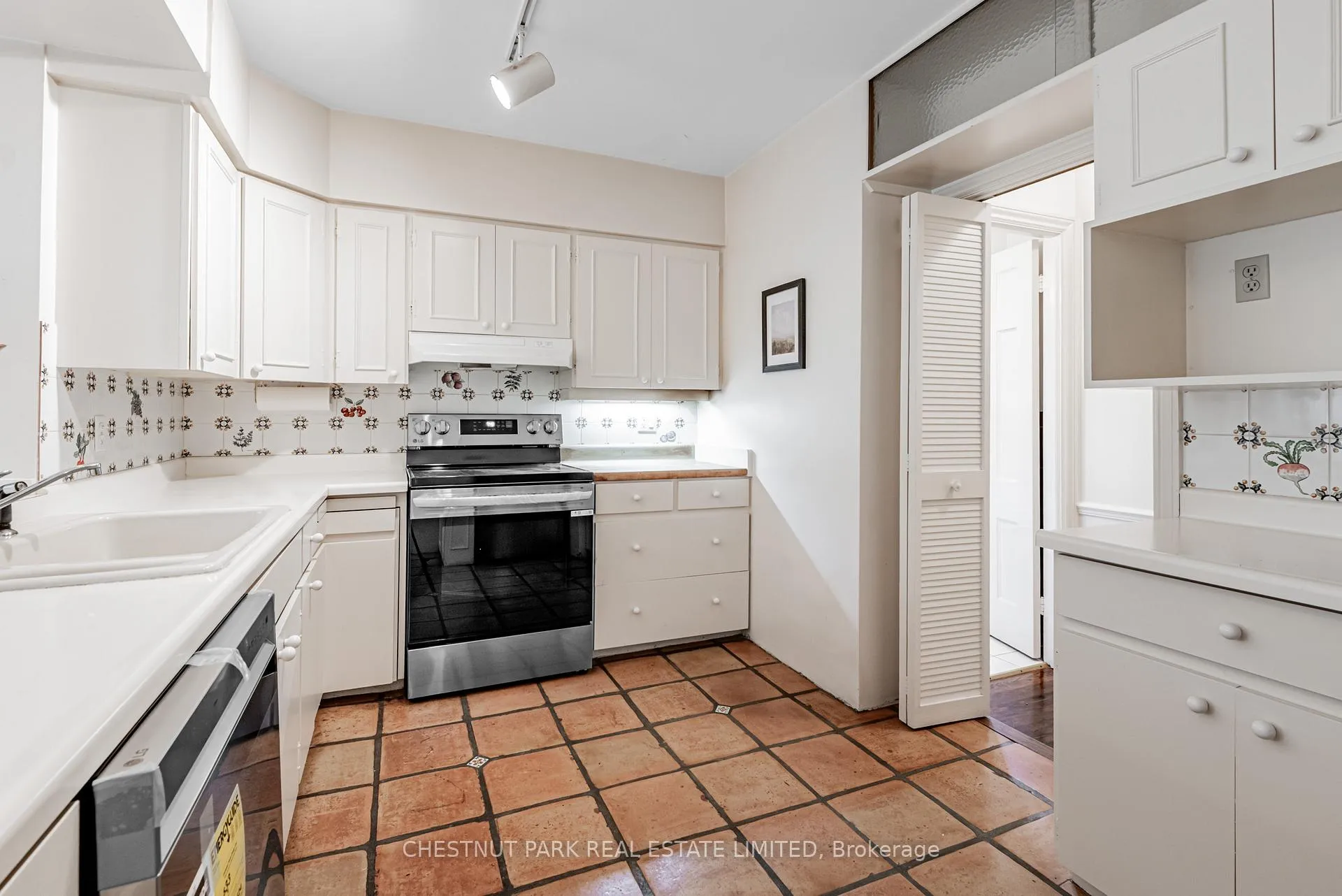 Photo 11 of 56 Rochester Avenue, Toronto, Lawrence Park South — HOMEH