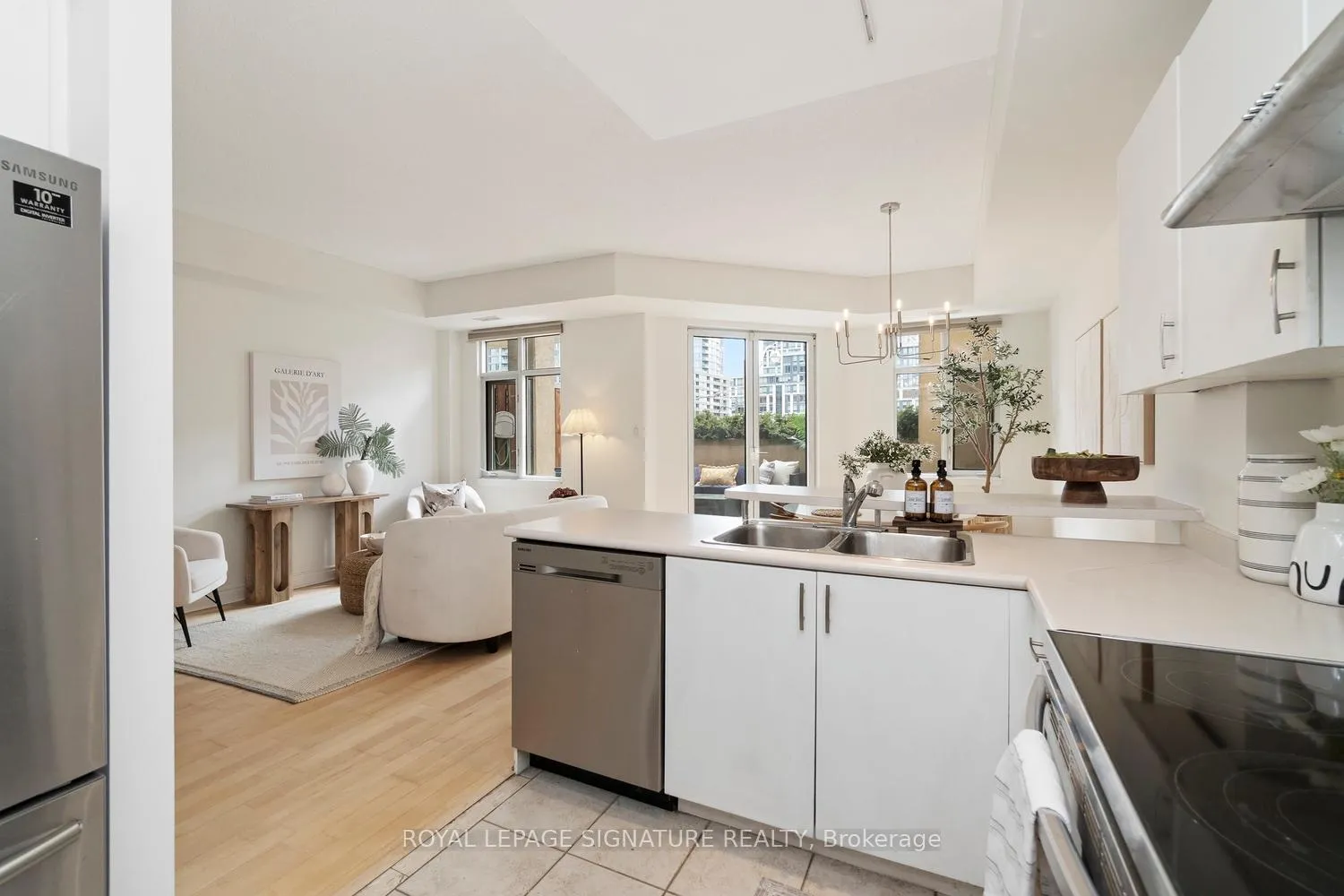 Photo 11 of Unit 207, 550 Front Street W, Toronto, Waterfront Communities — HOMEH