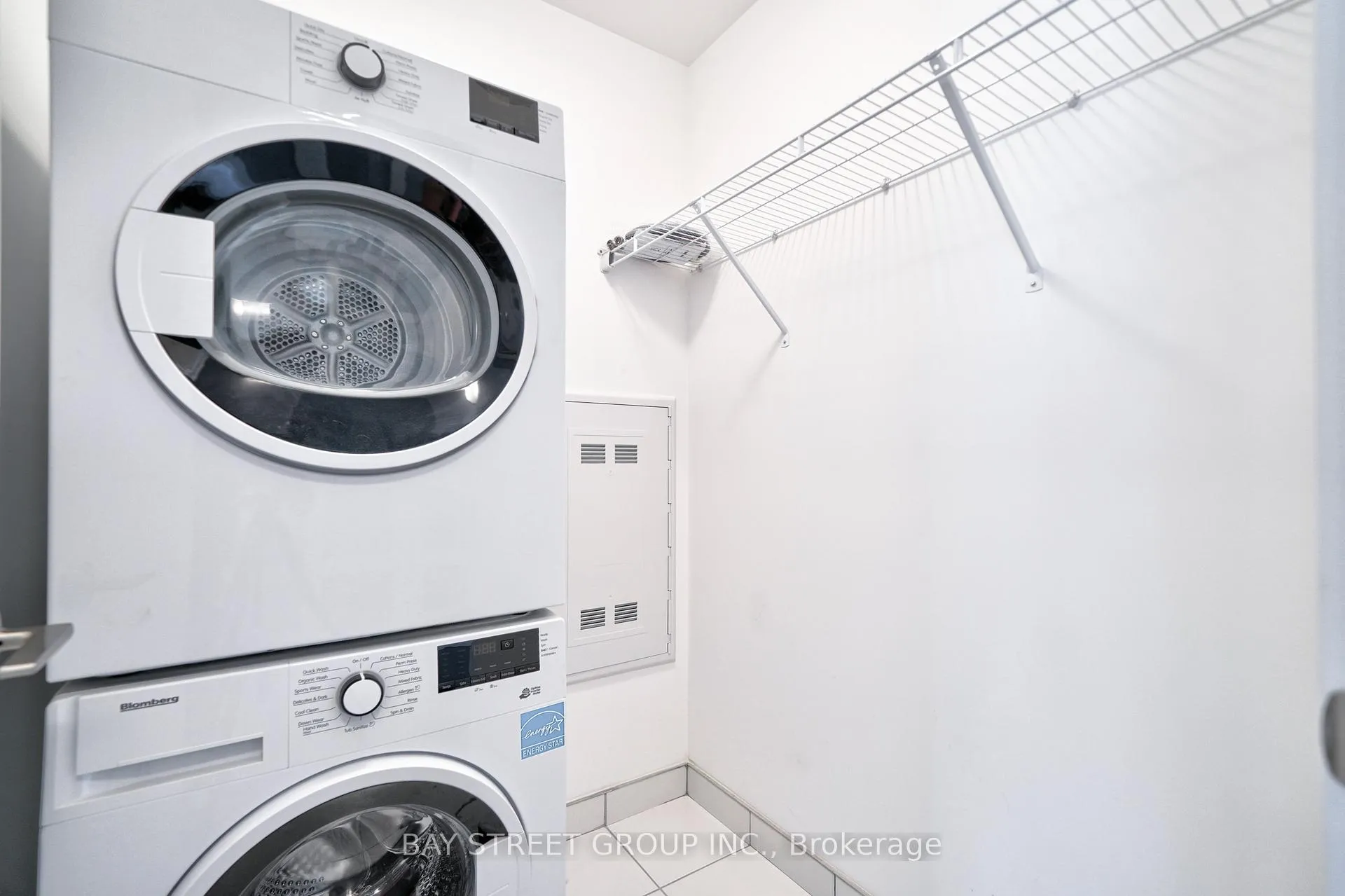 Photo 12 of Unit 905, 181 Bedford Road, Toronto, The Annex — HOMEH