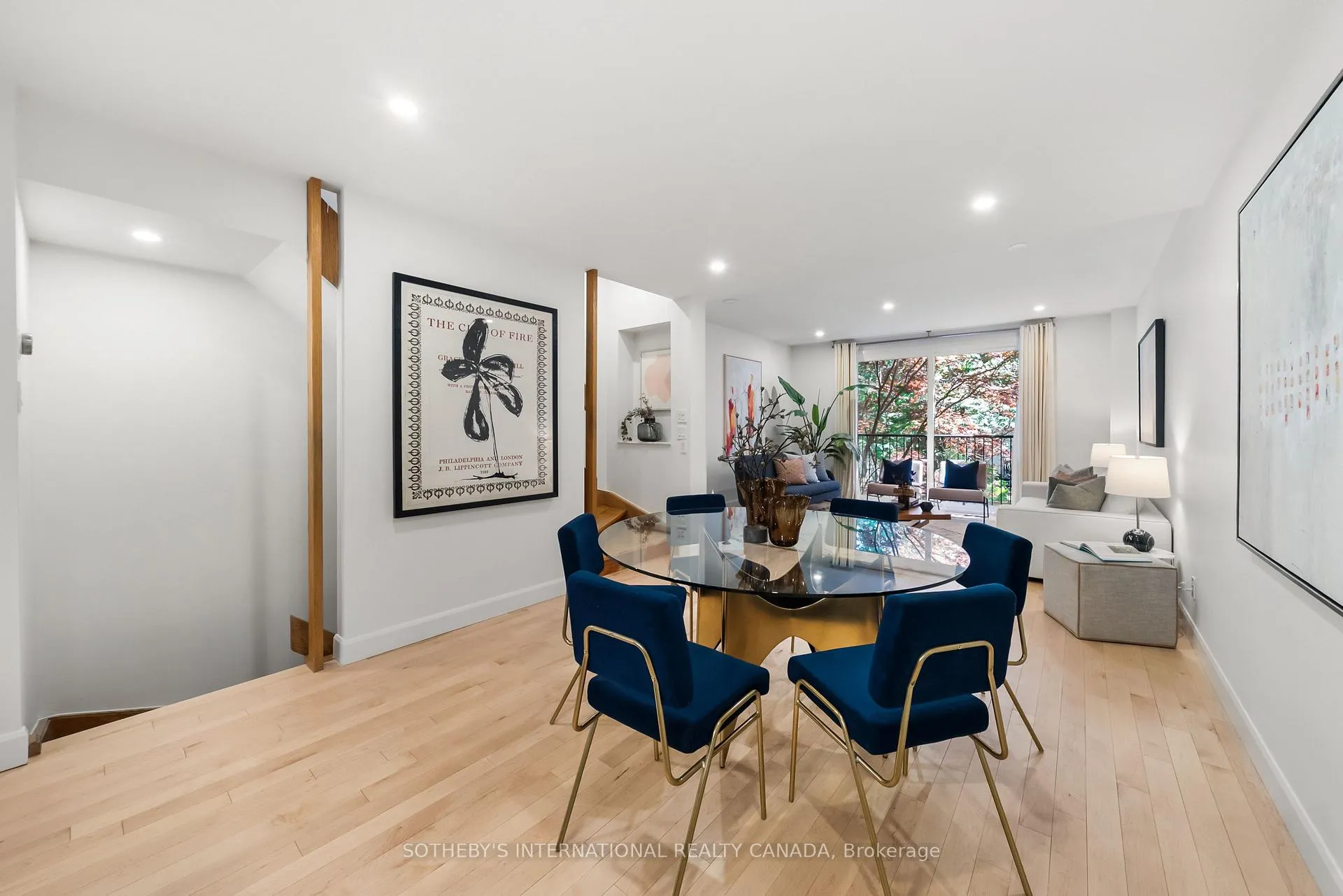 Photo 3 of 111A Alcorn Avenue, Toronto, Yonge-St. Clair — HOMEH