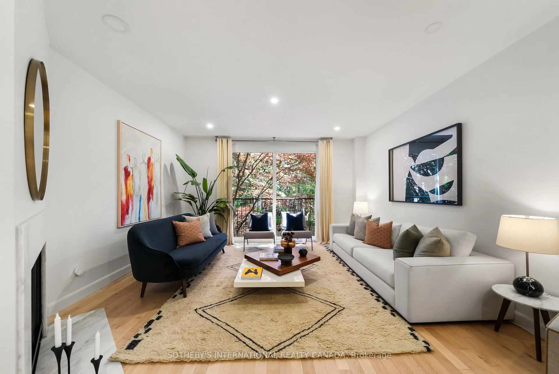 Photo 5 of 111A Alcorn Avenue, Toronto, Yonge-St. Clair — HOMEH