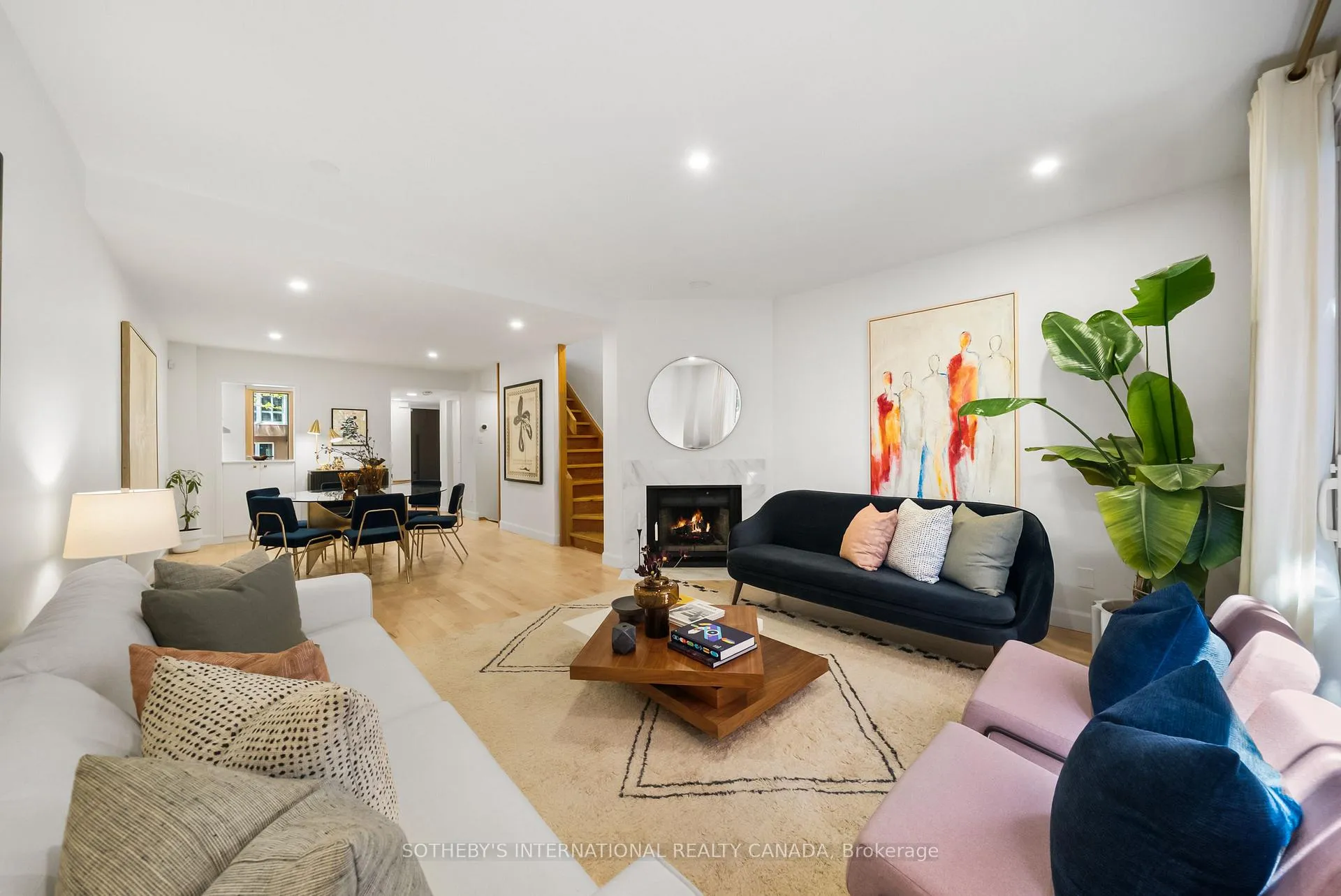 Photo 7 of 111A Alcorn Avenue, Toronto, Yonge-St. Clair — HOMEH