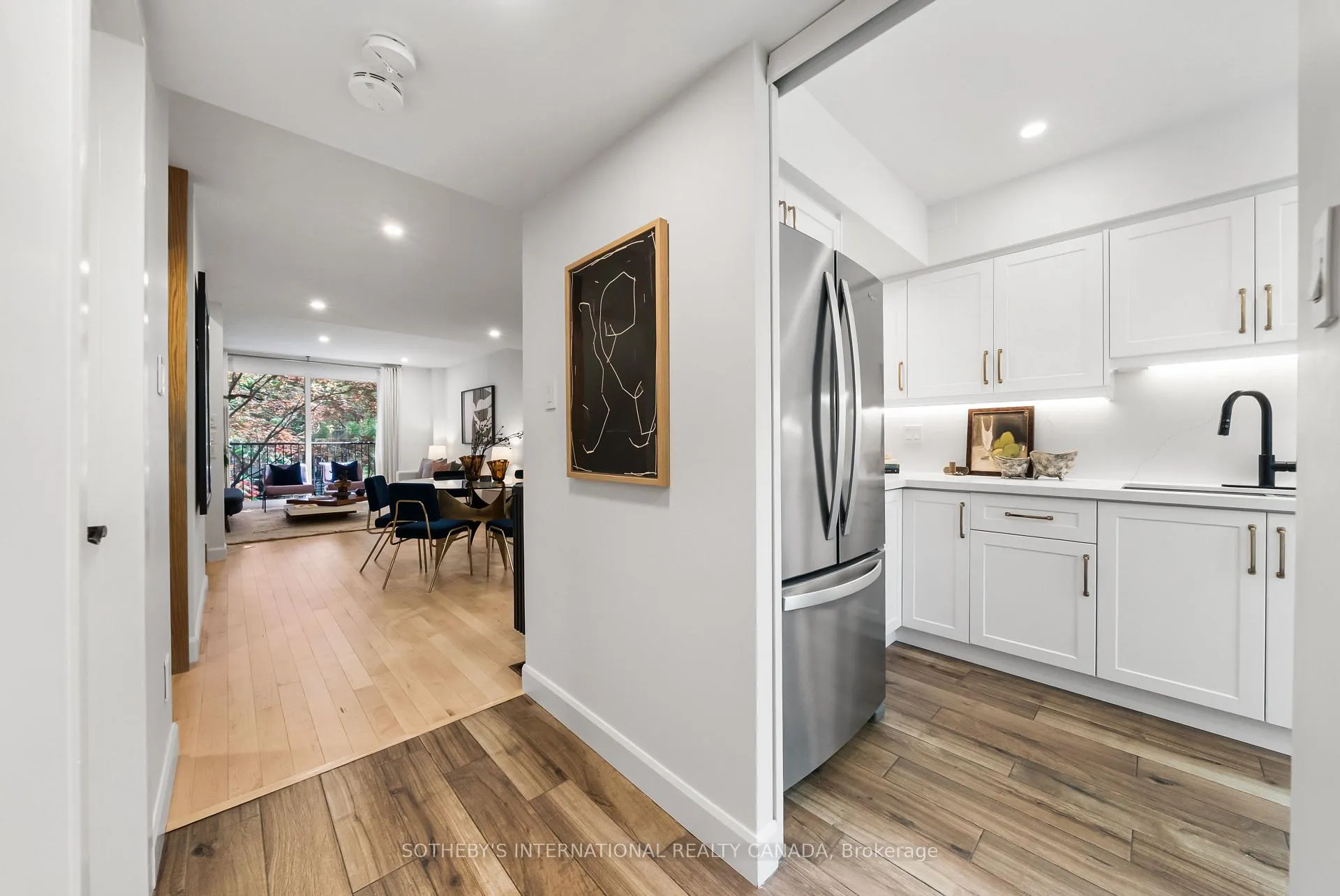 Photo 11 of 111A Alcorn Avenue, Toronto, Yonge-St. Clair — HOMEH