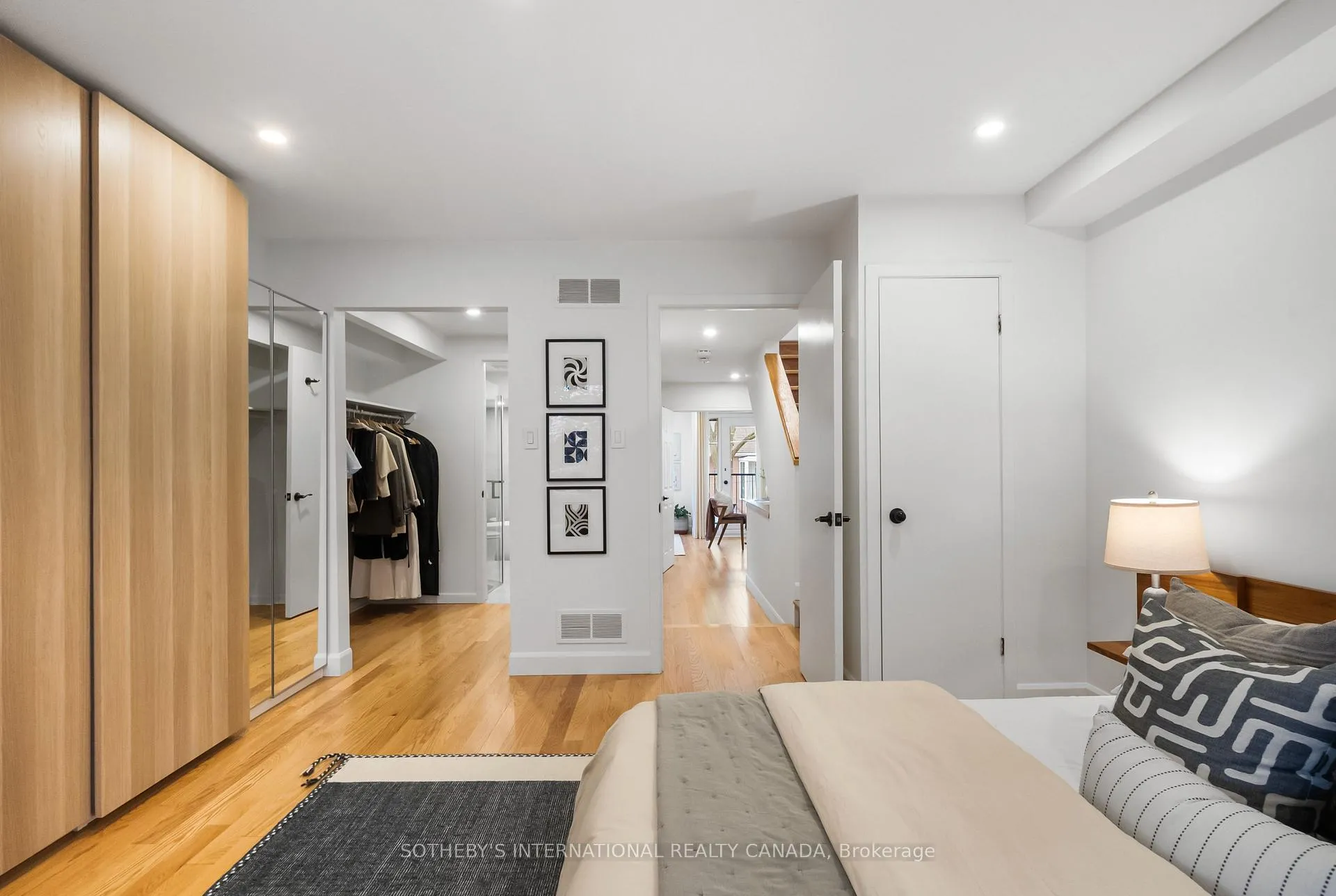 Photo 24 of 111A Alcorn Avenue, Toronto, Yonge-St. Clair — HOMEH