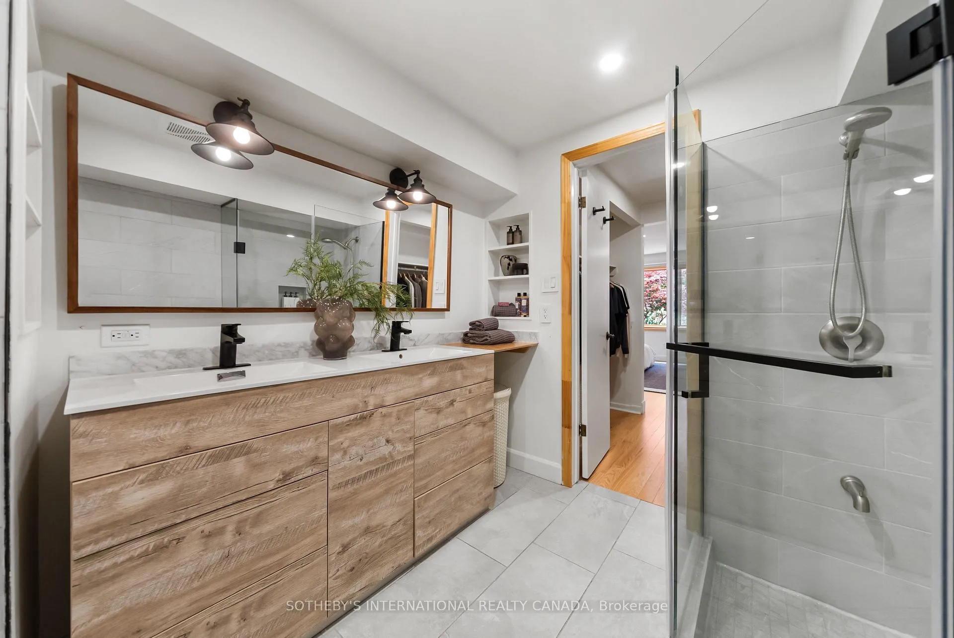 Photo 28 of 111A Alcorn Avenue, Toronto, Yonge-St. Clair — HOMEH