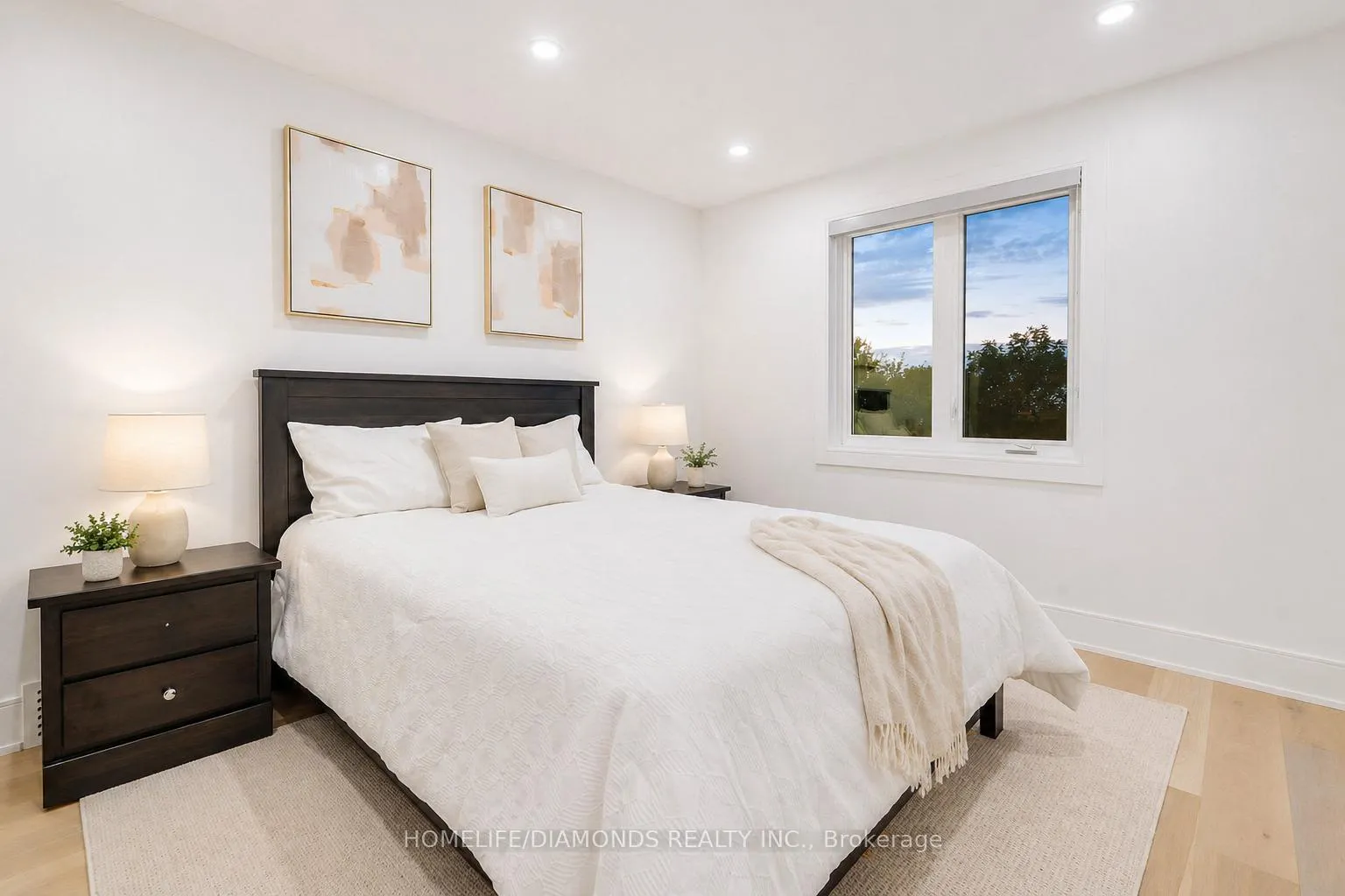 Photo 31 of 47 Ridge Point Drive, St. Catharines, Burleigh Hill — HOMEH