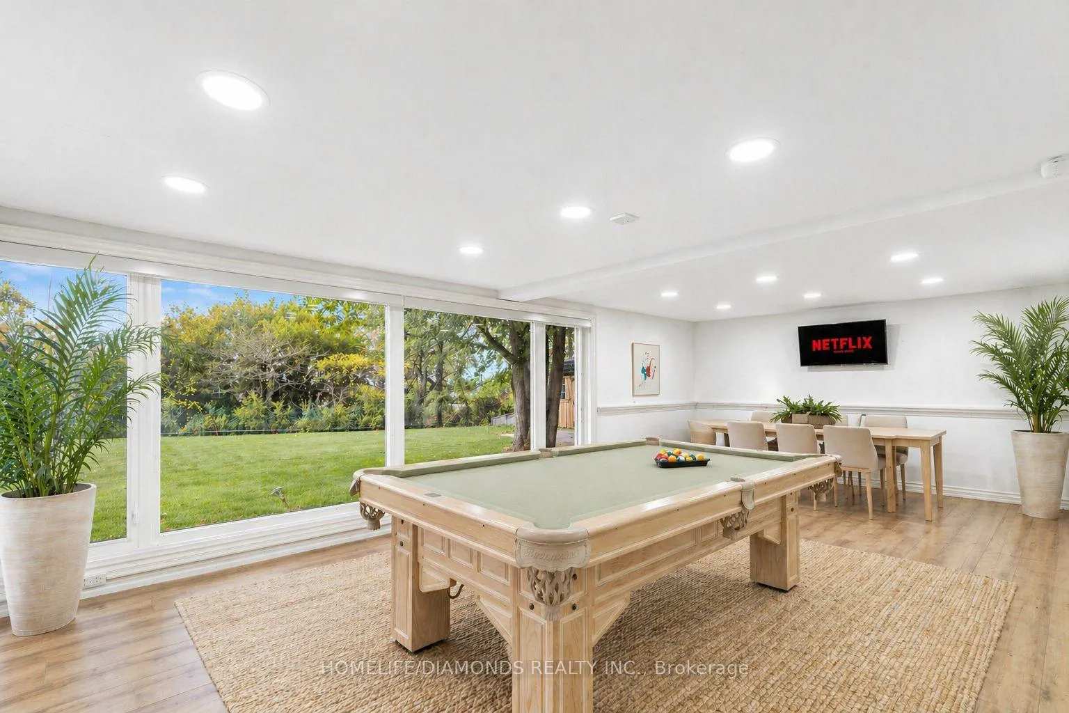 Photo 42 of 47 Ridge Point Drive, St. Catharines, Burleigh Hill — HOMEH