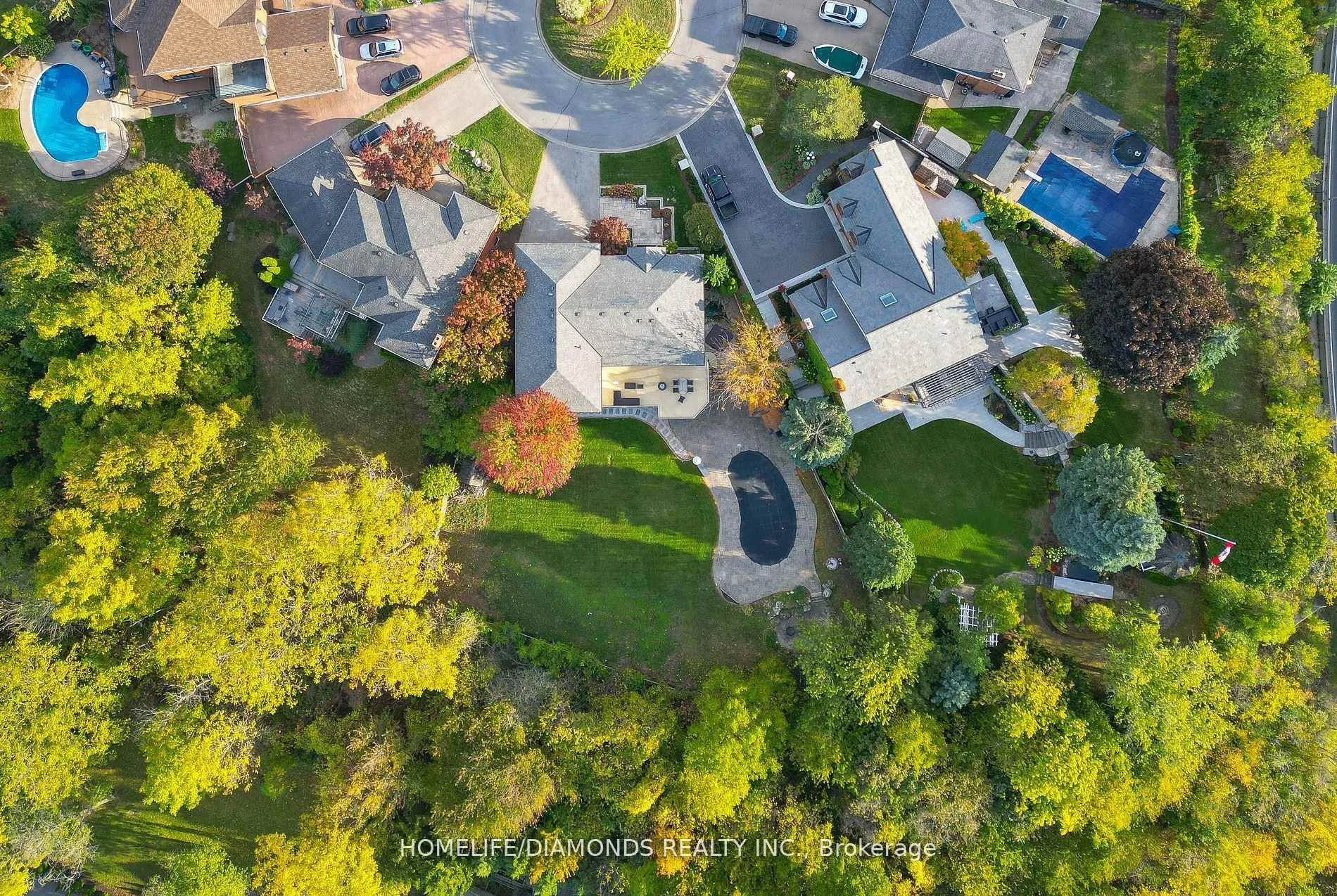 Photo 48 of 47 Ridge Point Drive, St. Catharines, Burleigh Hill — HOMEH