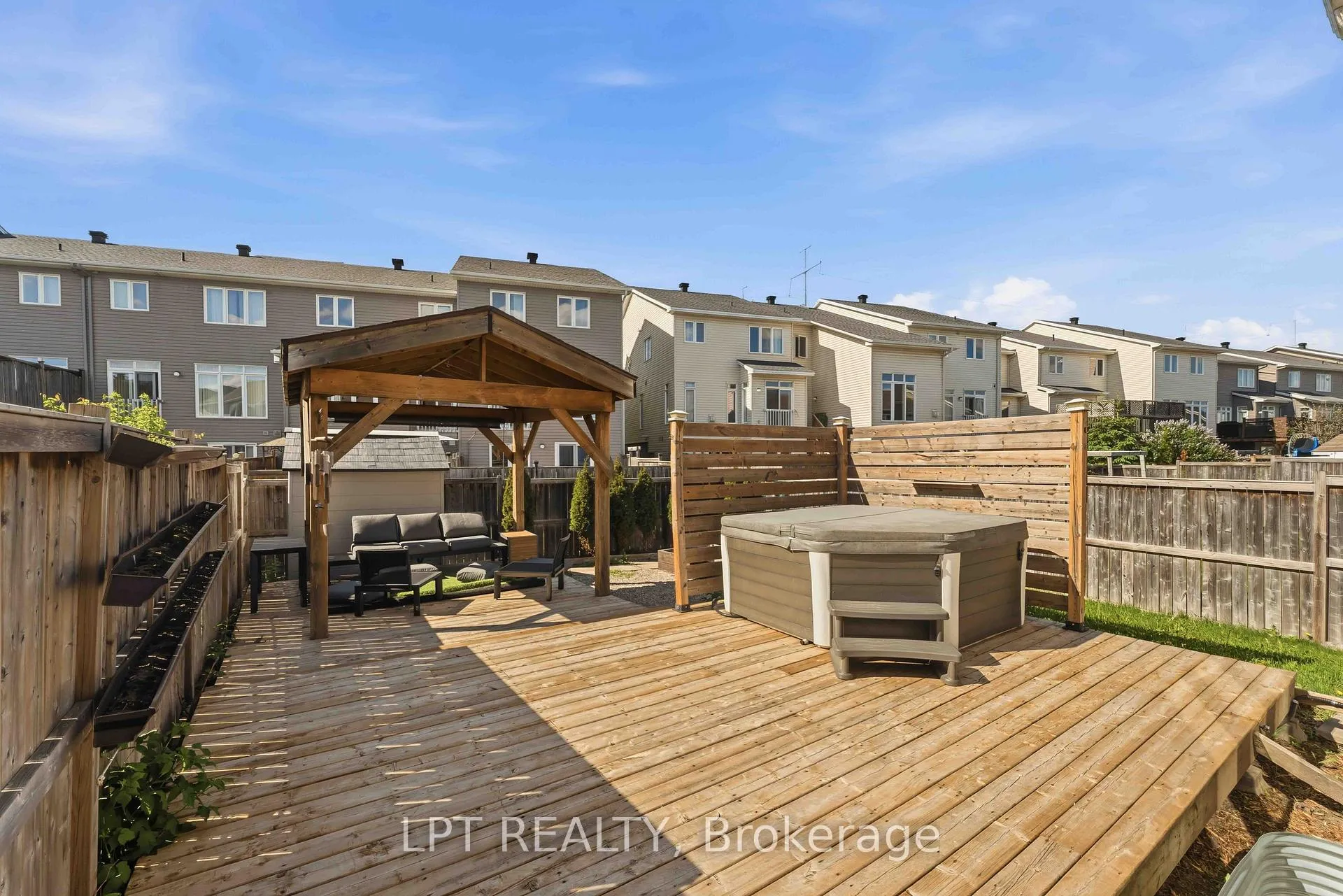 Photo 25 of 321 Kingbrook Drive, Ottawa, Kanata - Bridlewood — HOMEH
