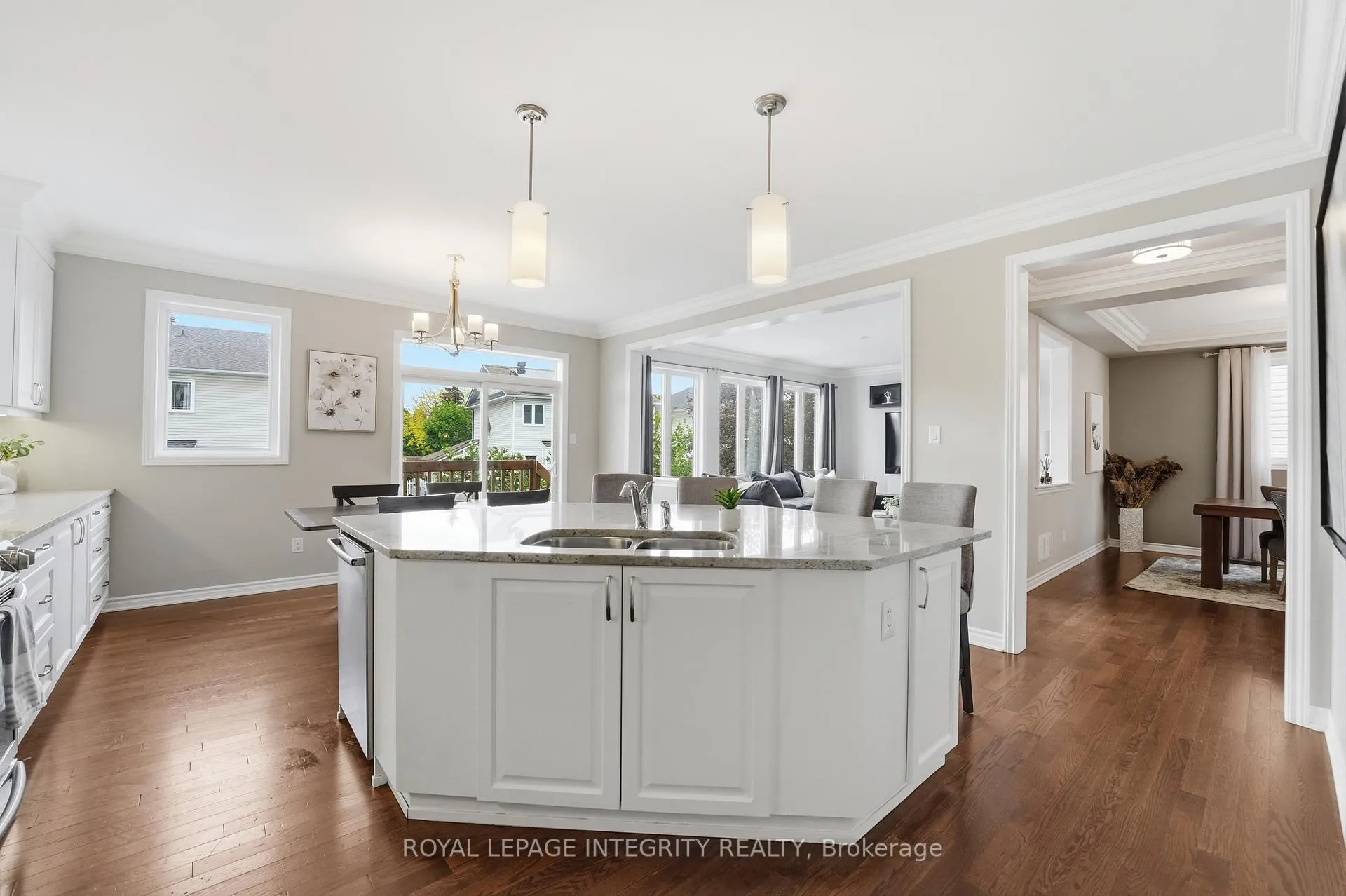 Photo 19 of 102 Lily Pond Street, Ottawa, Kanata - Emerald Meadows/Trailwest — HOMEH