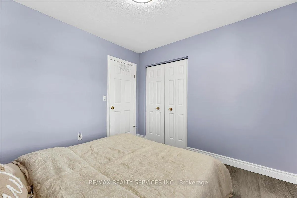 Photo 28 of 672 Zermatt Drive, Waterloo, Upper Beechwood — HOMEH
