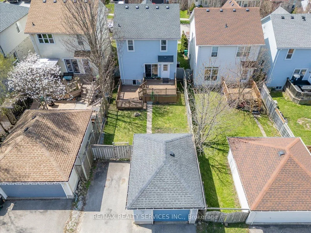 Photo 44 of 672 Zermatt Drive, Waterloo, Upper Beechwood — HOMEH