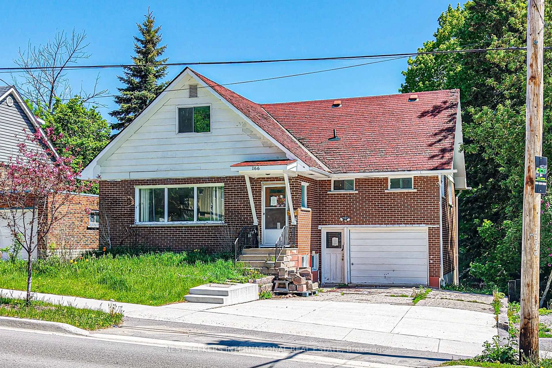 Photo 1 of 166 Laclie Street, Orillia — HOMEH