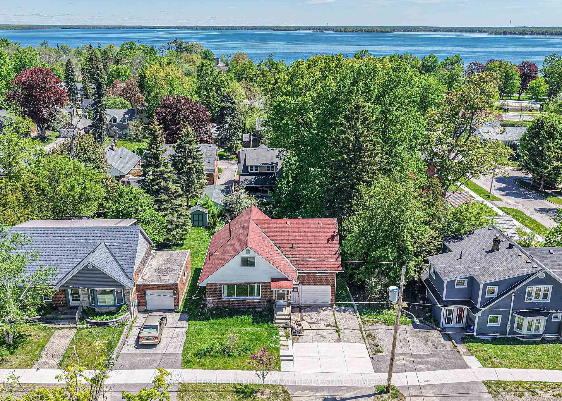 Photo 2 of 166 Laclie Street, Orillia — HOMEH
